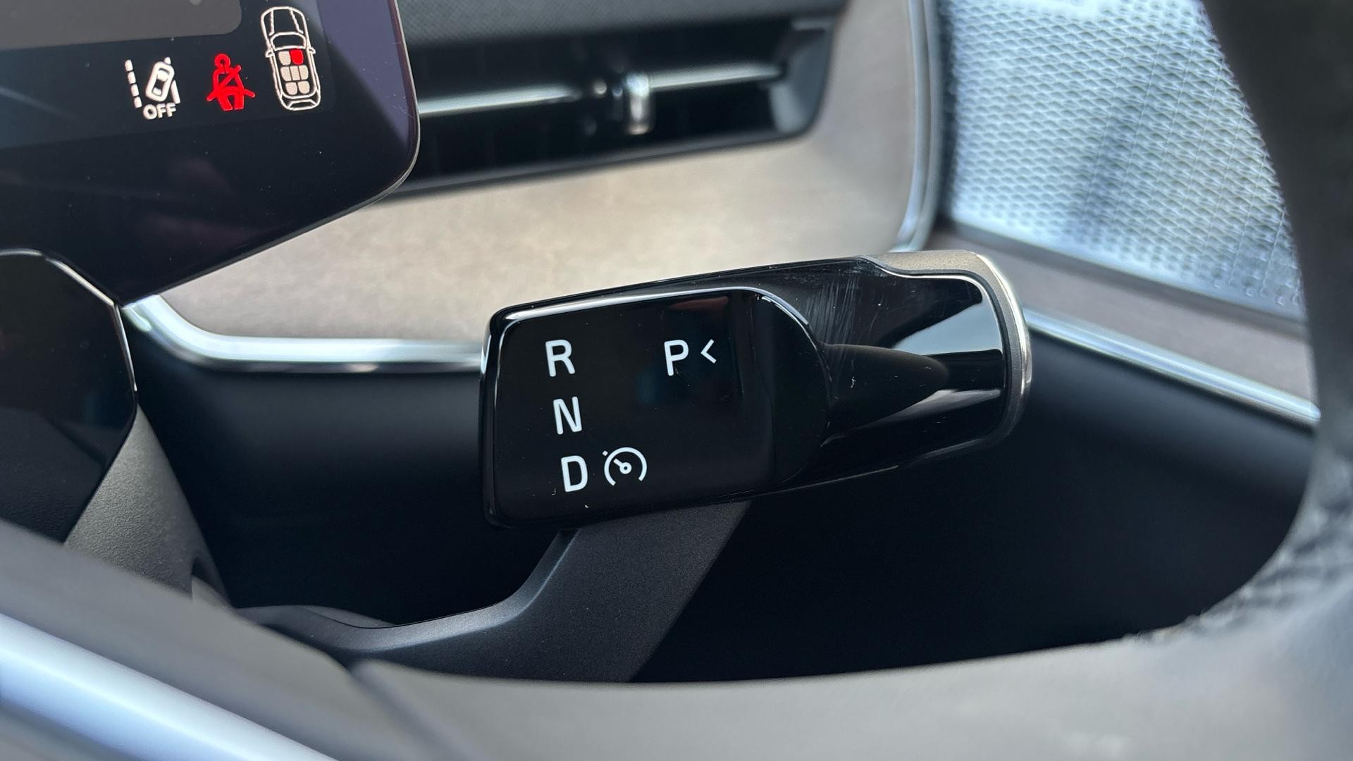 Volvo EX90 Image 14