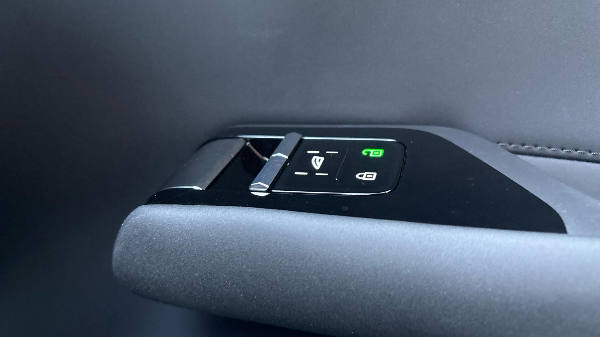 Volvo EX90 Image 22