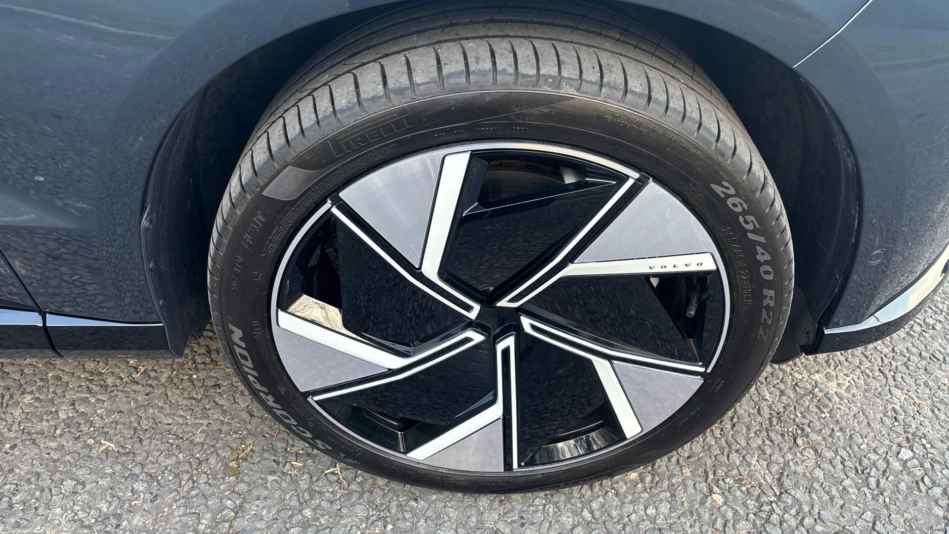 Volvo EX90 Image 42