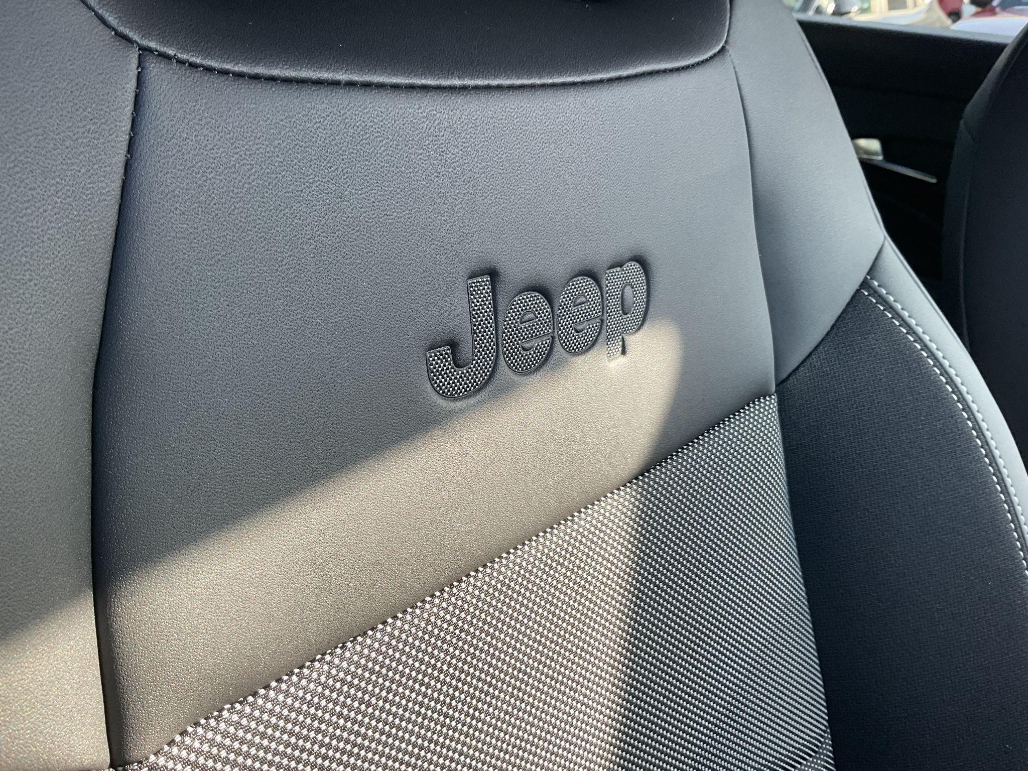 Jeep Avenger Image 22