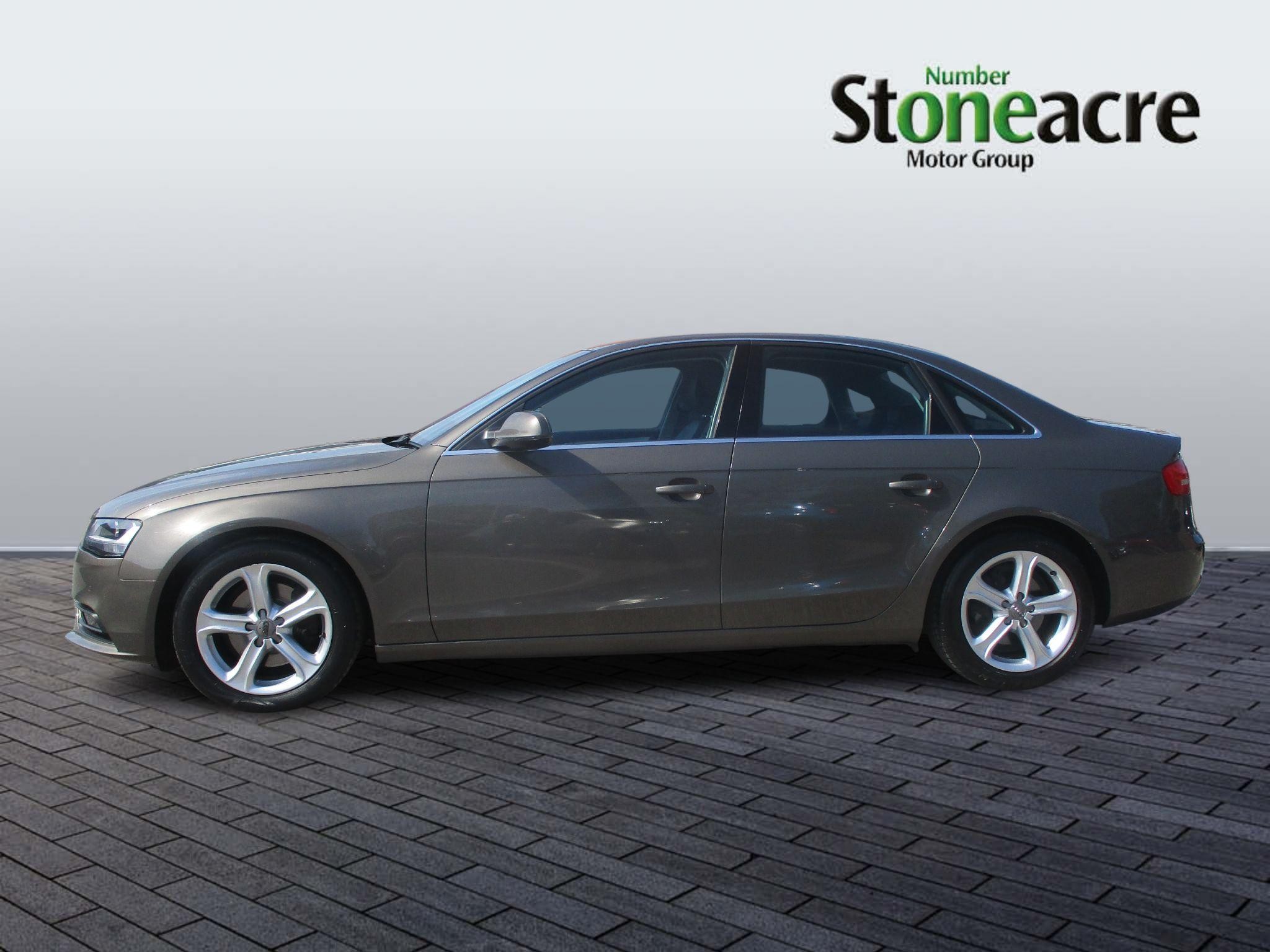 Audi A4 Image 5