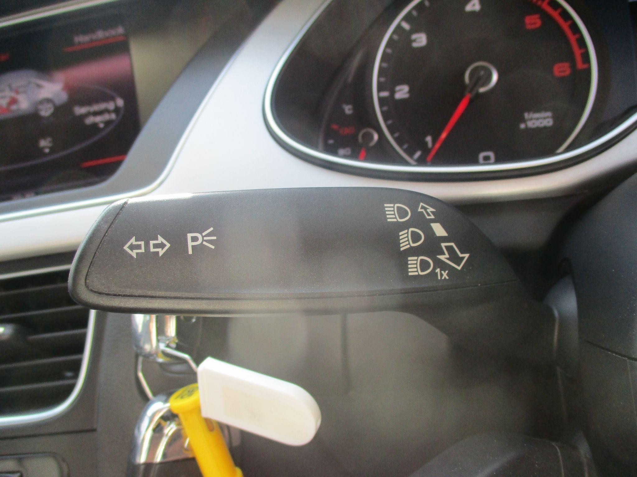 Audi A4 Image 34