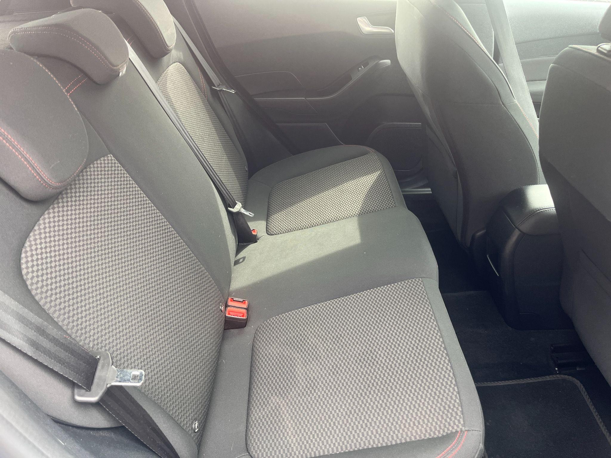 Ford Fiesta Image 14