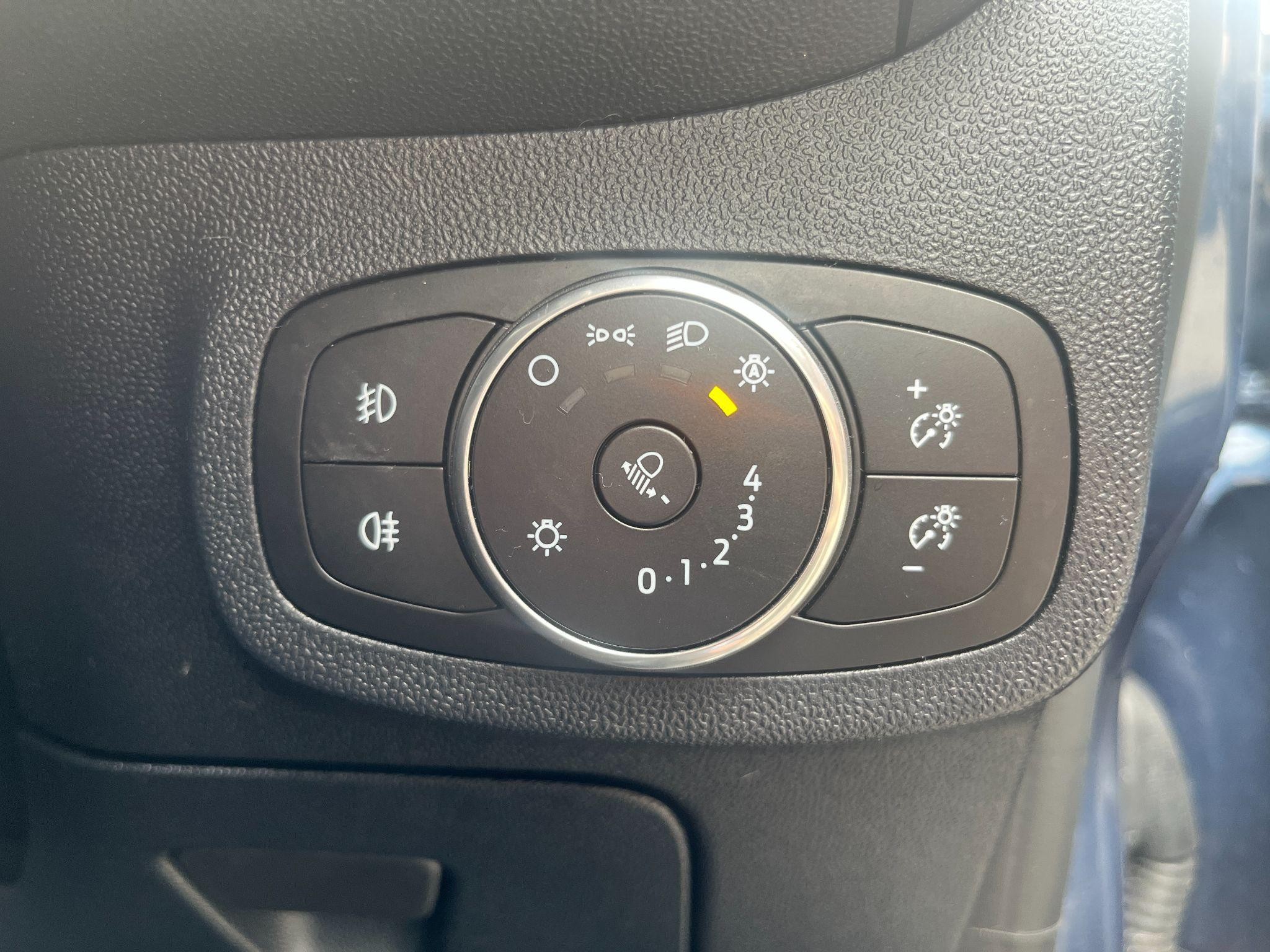 Ford Fiesta Image 17