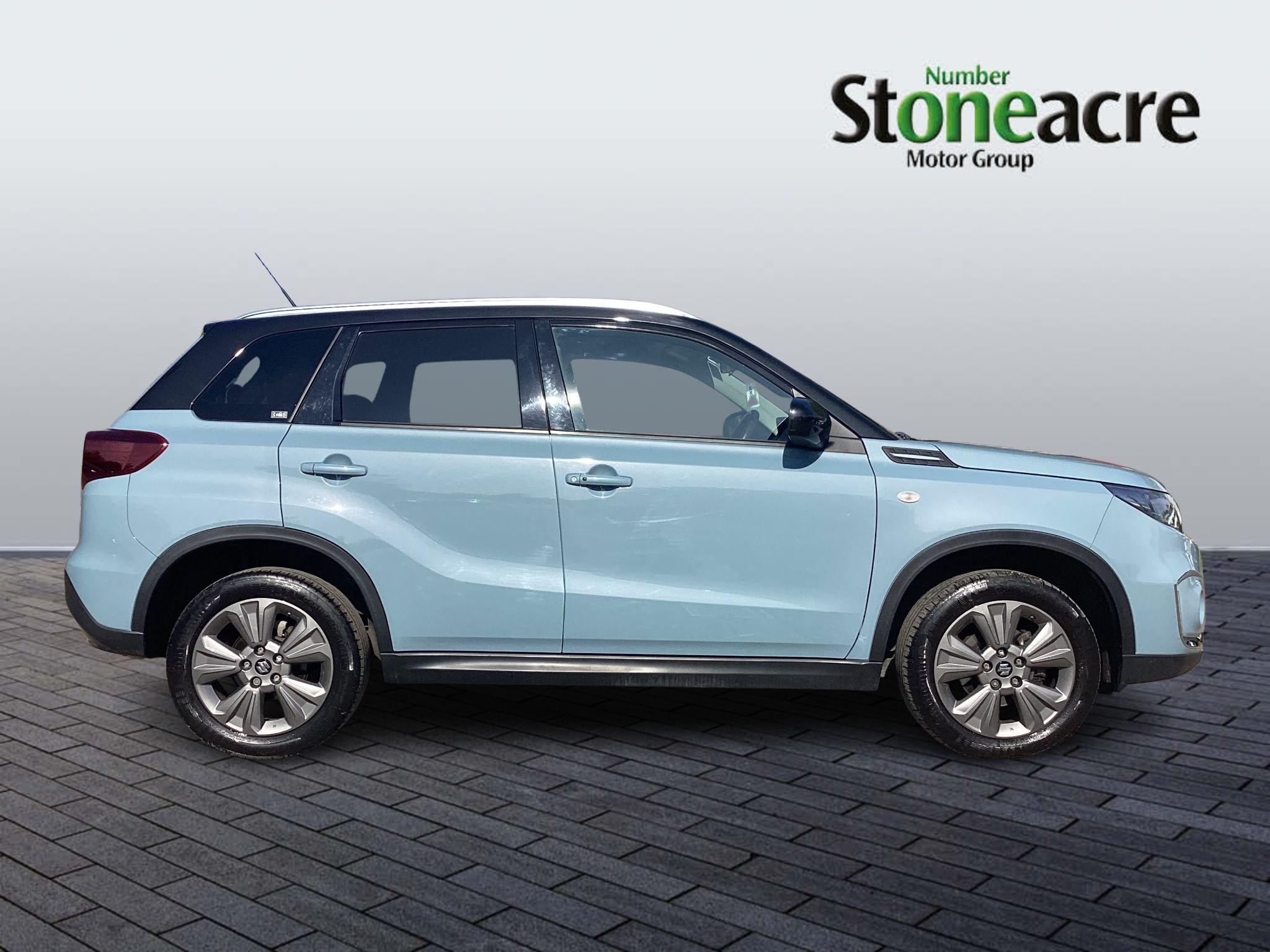 Suzuki Vitara Image 2