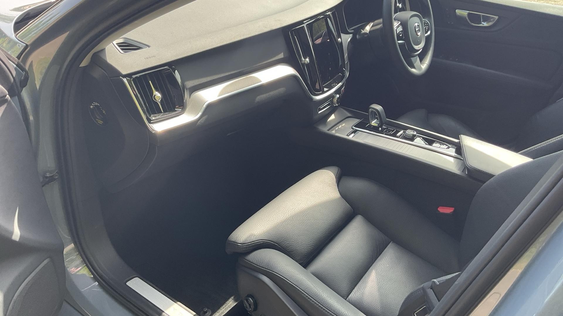 Volvo V60 Image 4