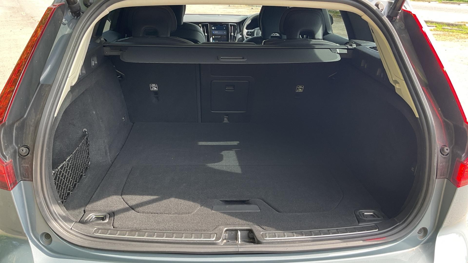 Volvo V60 Image 17