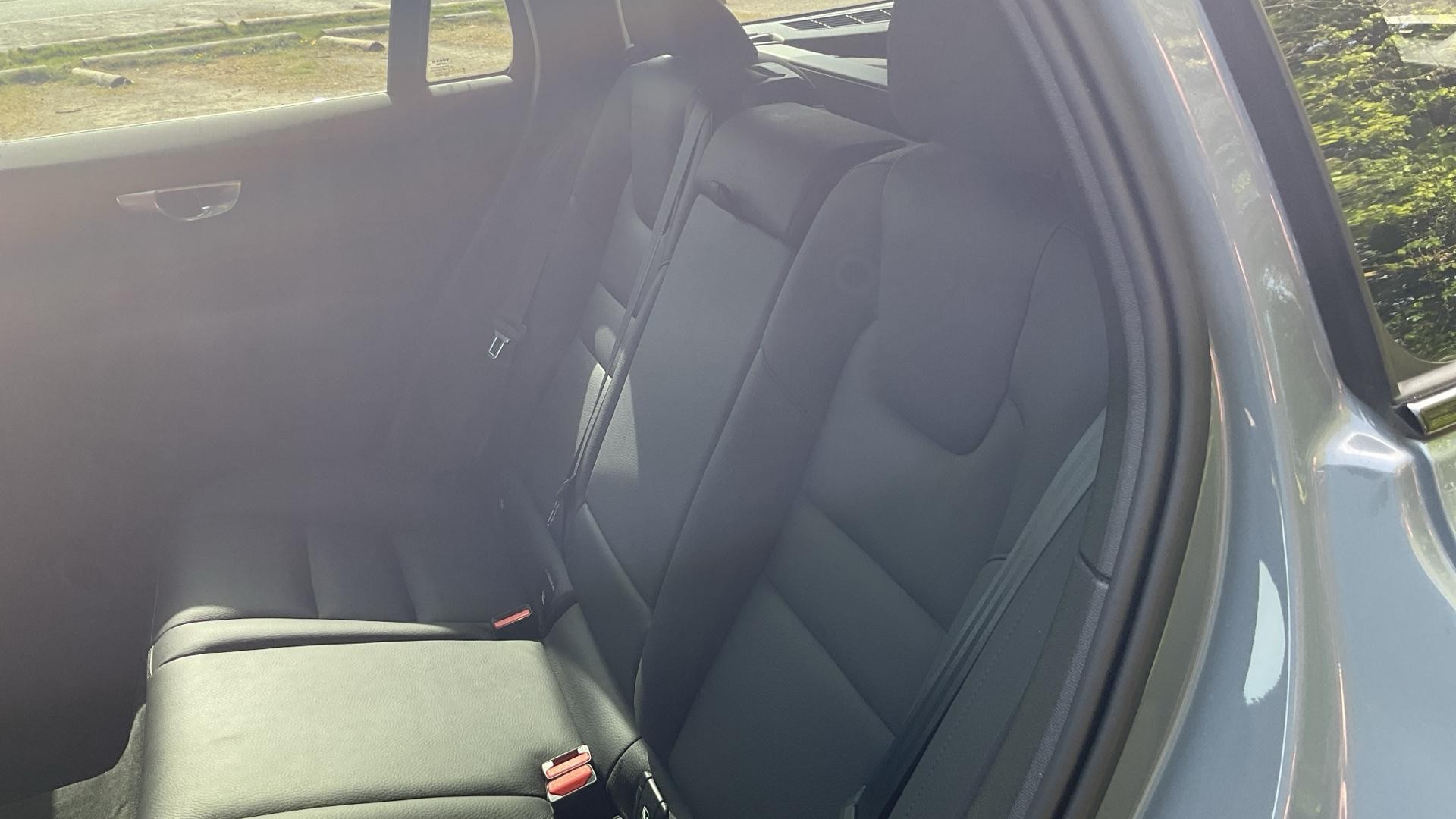 Volvo V60 Image 32