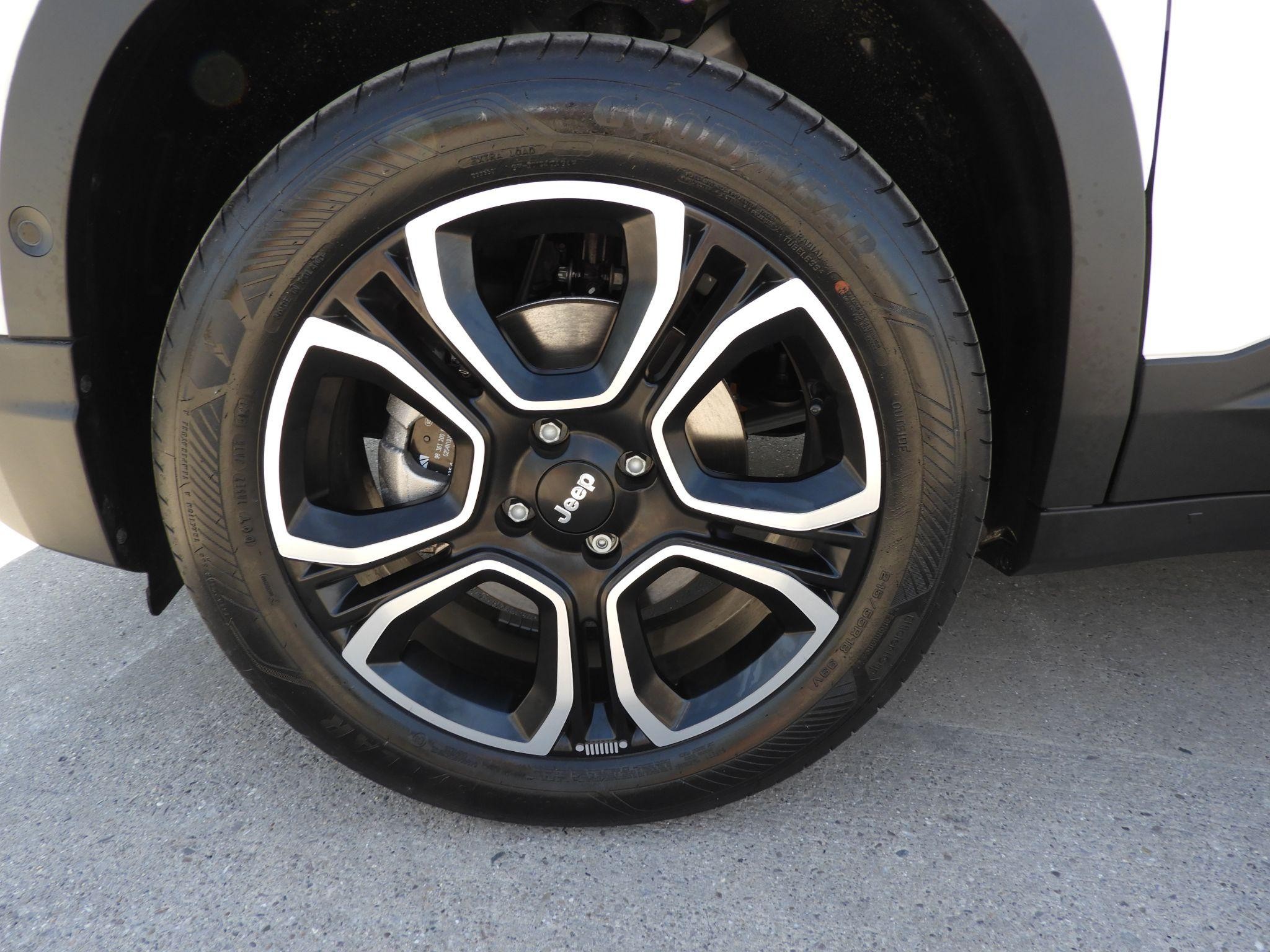 Jeep Avenger Image 11
