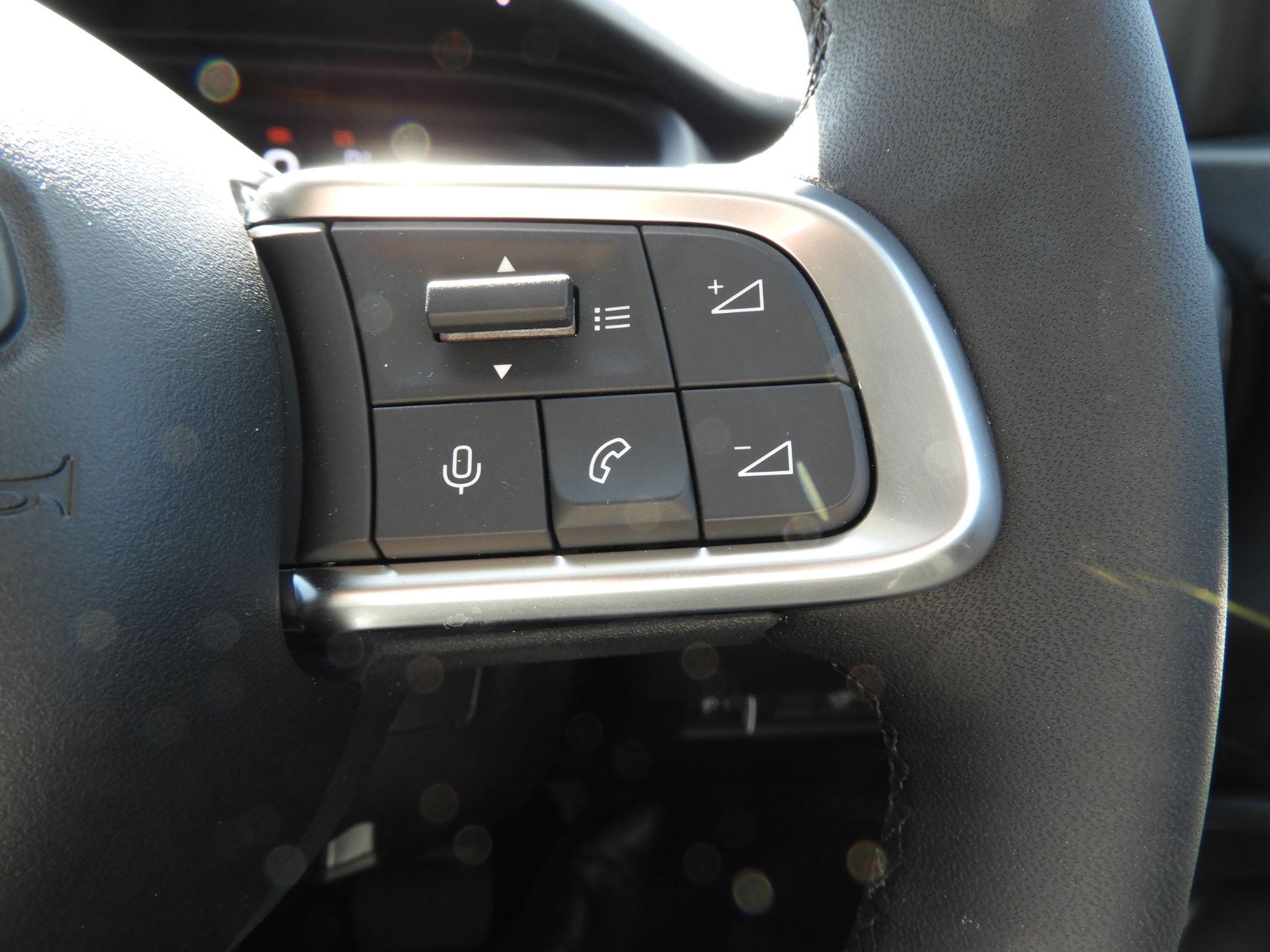 Jeep Avenger Image 21