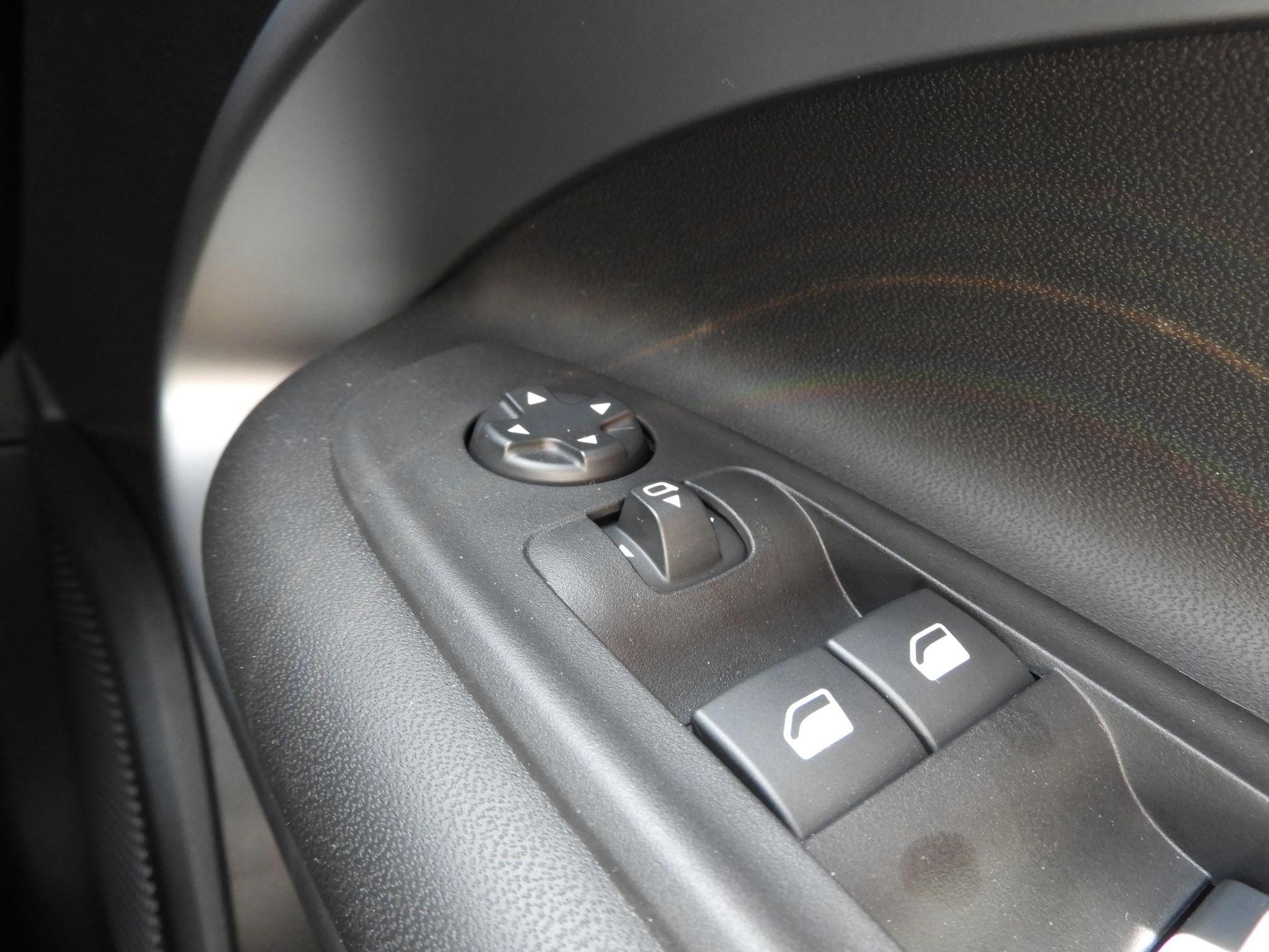 Jeep Avenger Image 24
