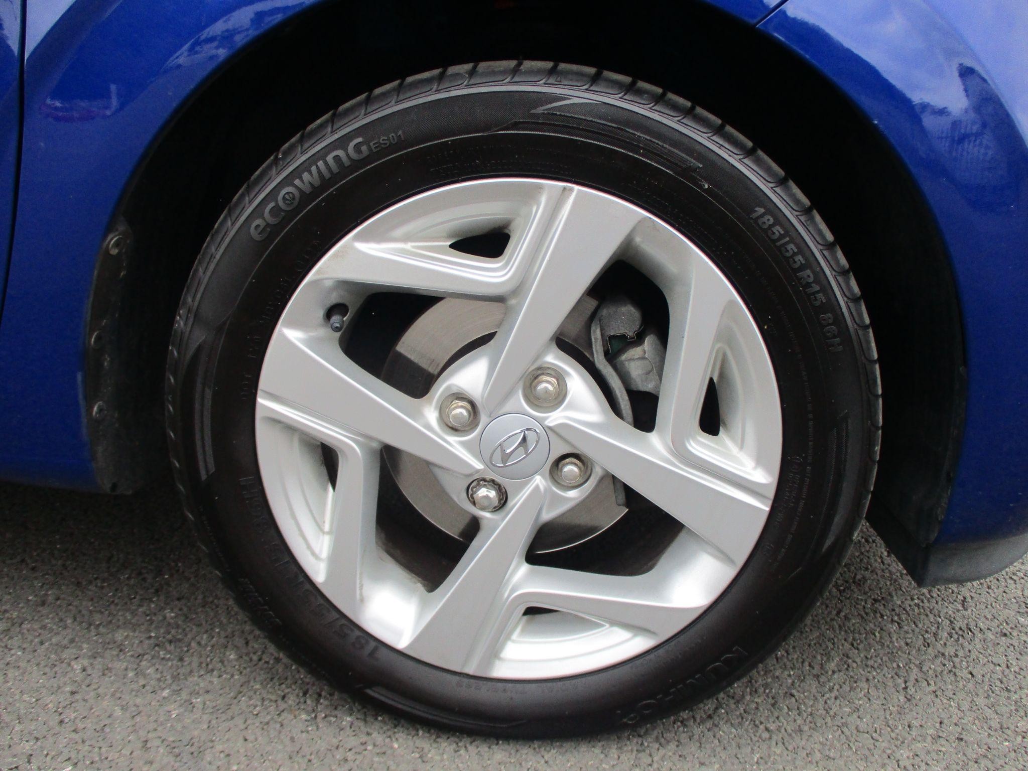 Hyundai i10 Image 9