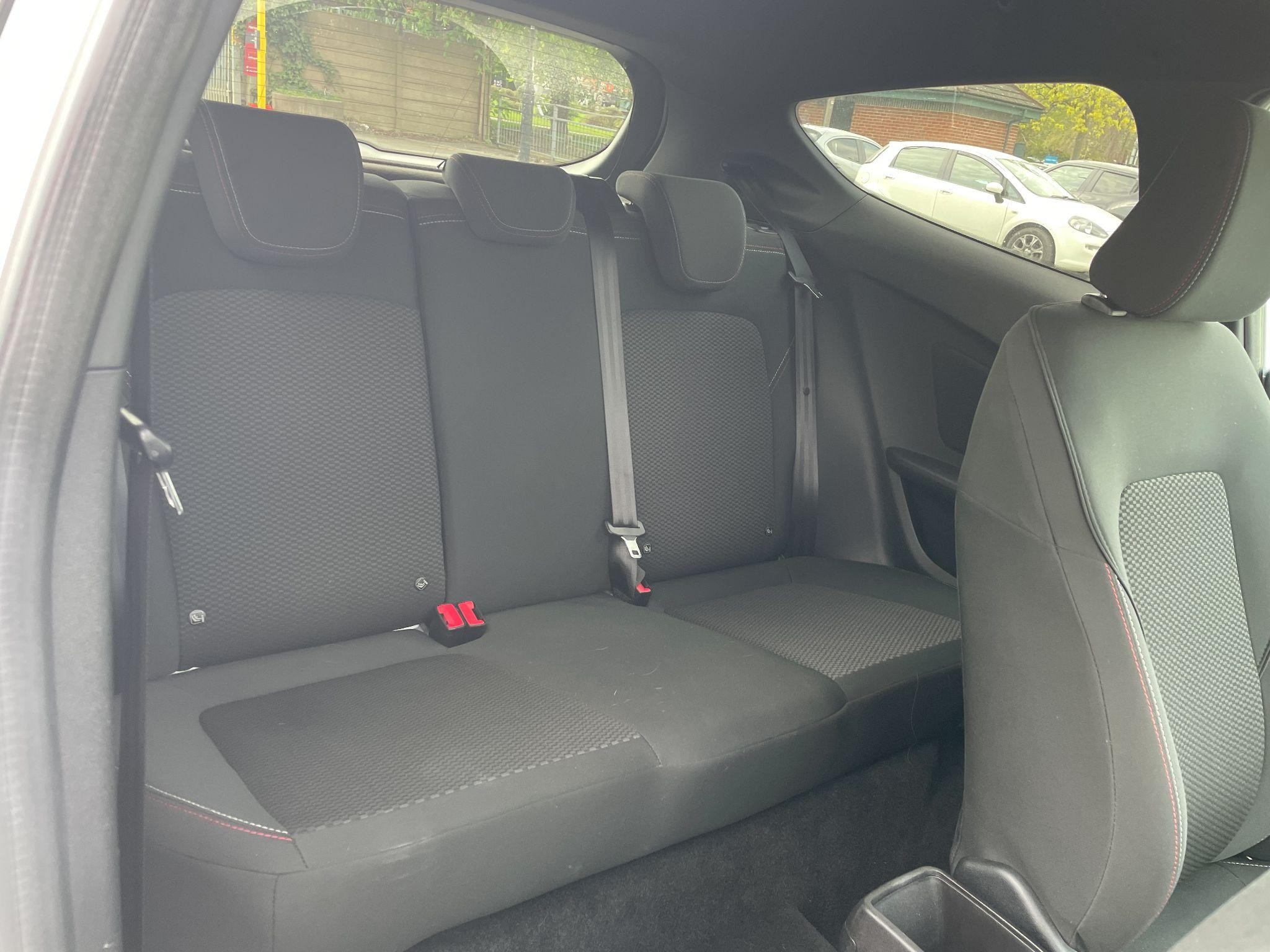 Ford Fiesta Image 13