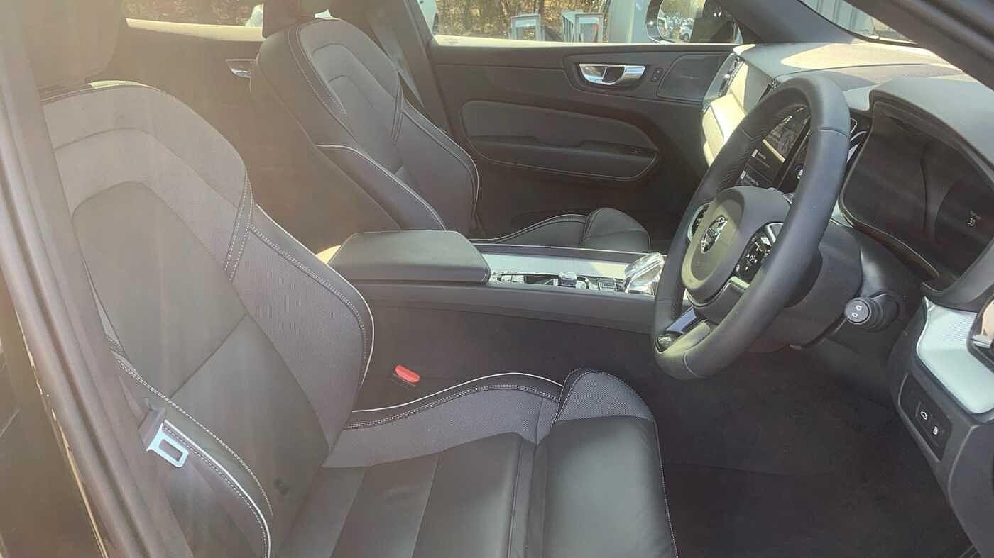Volvo XC60 Image 9