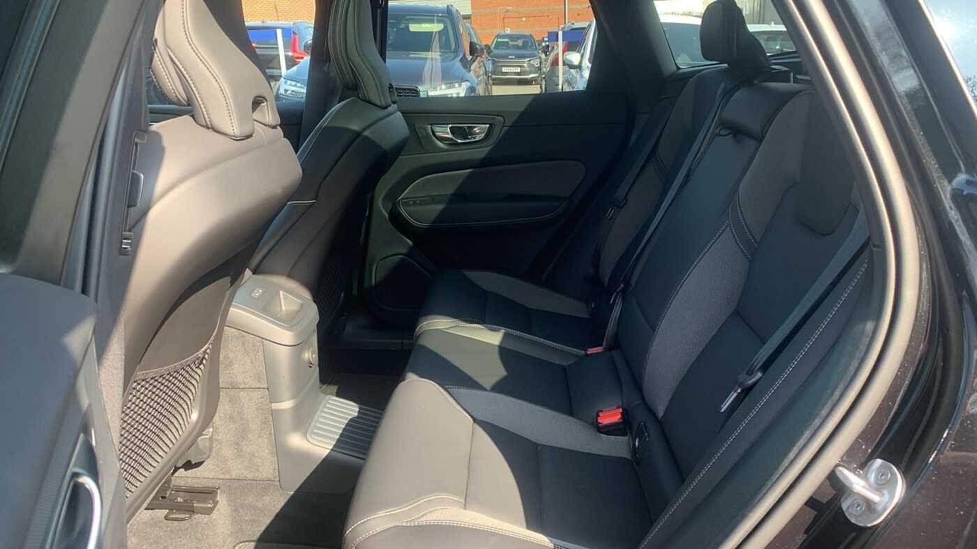 Volvo XC60 Image 10
