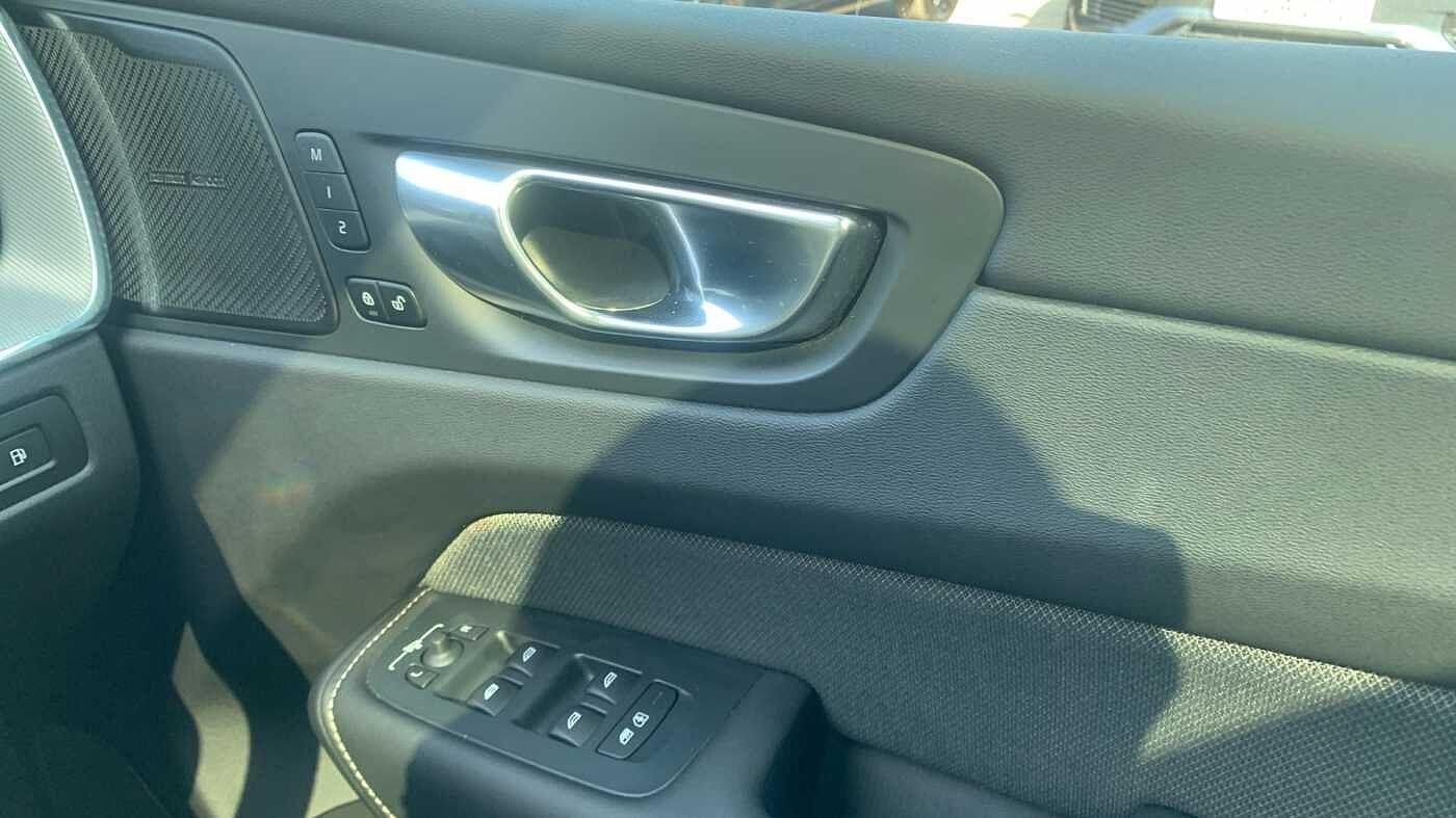 Volvo XC60 Image 15