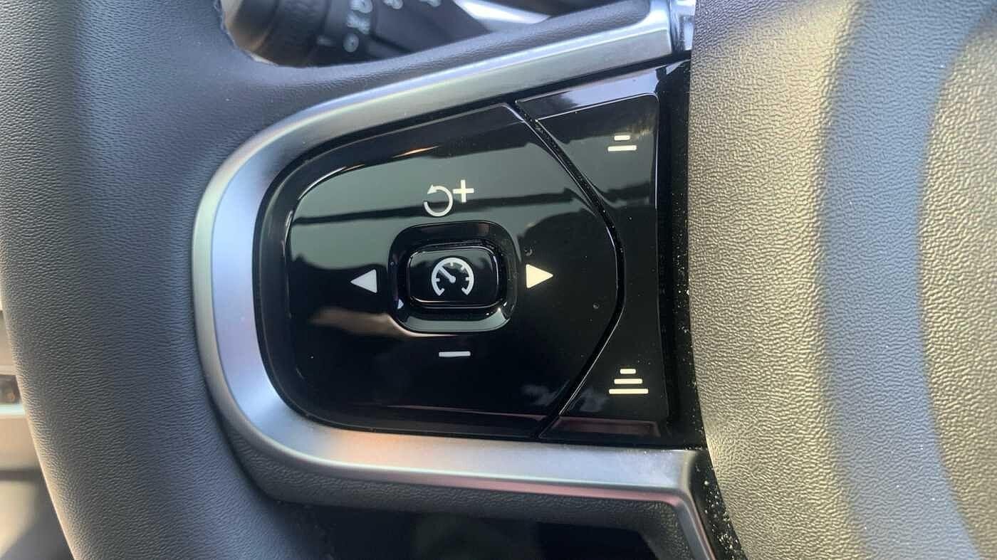 Volvo XC60 Image 18
