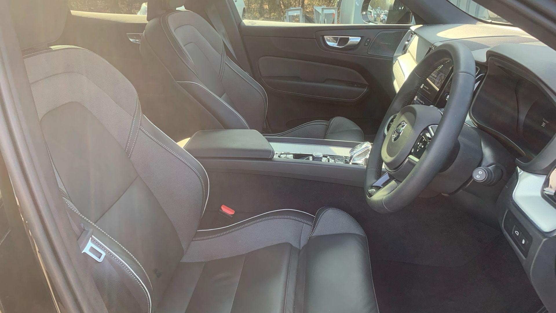 Volvo XC60 Image 59
