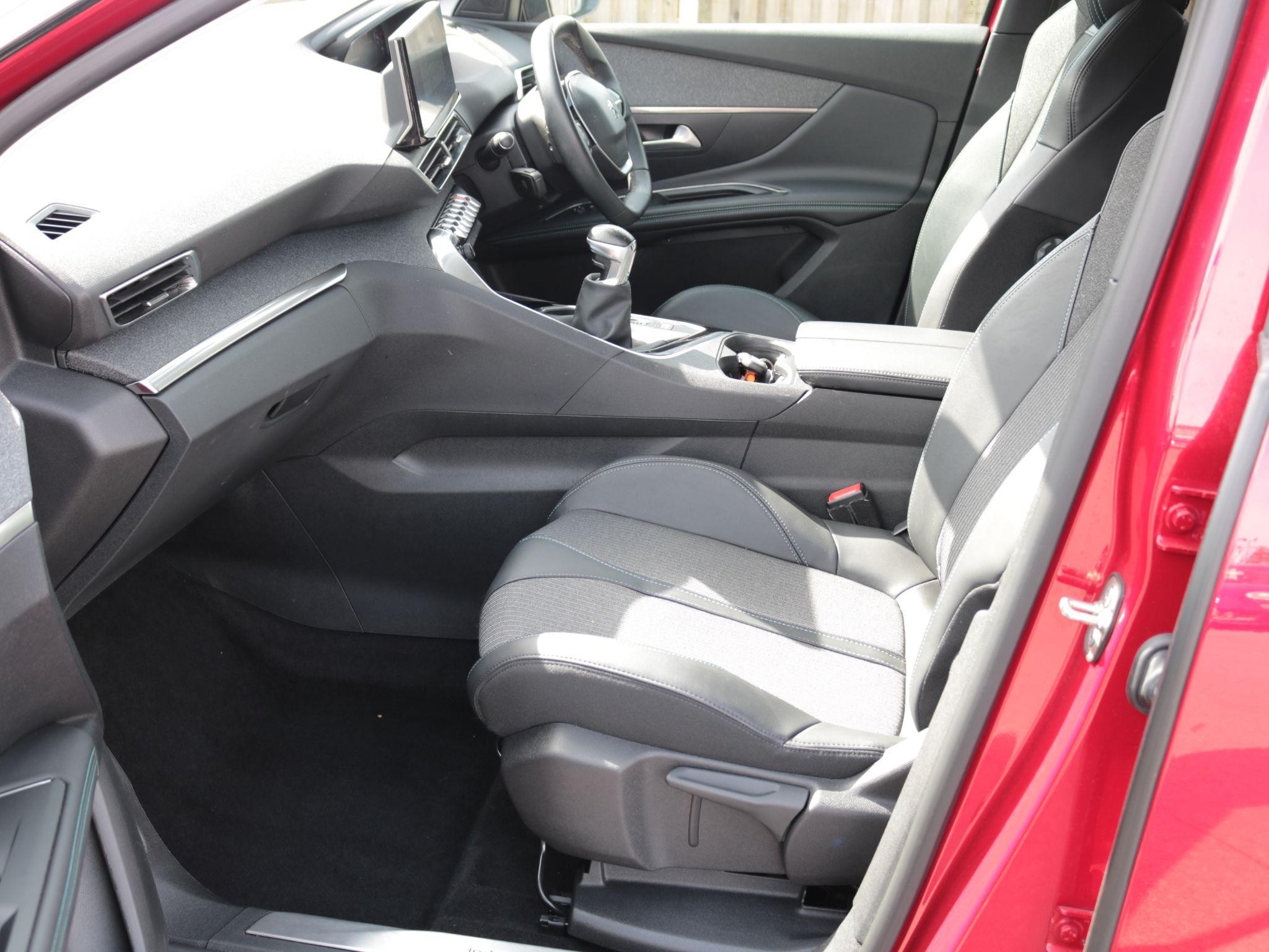 Peugeot 3008 Image 13