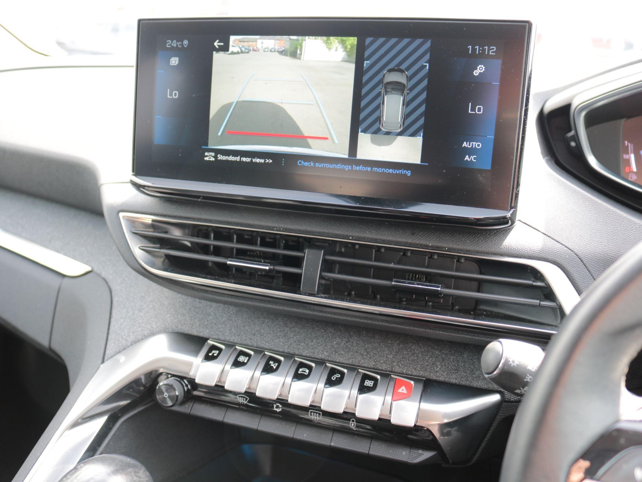 Peugeot 3008 Image 17