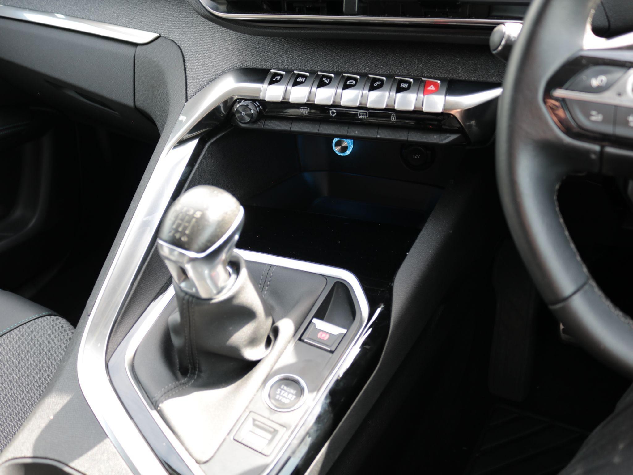 Peugeot 3008 Image 19