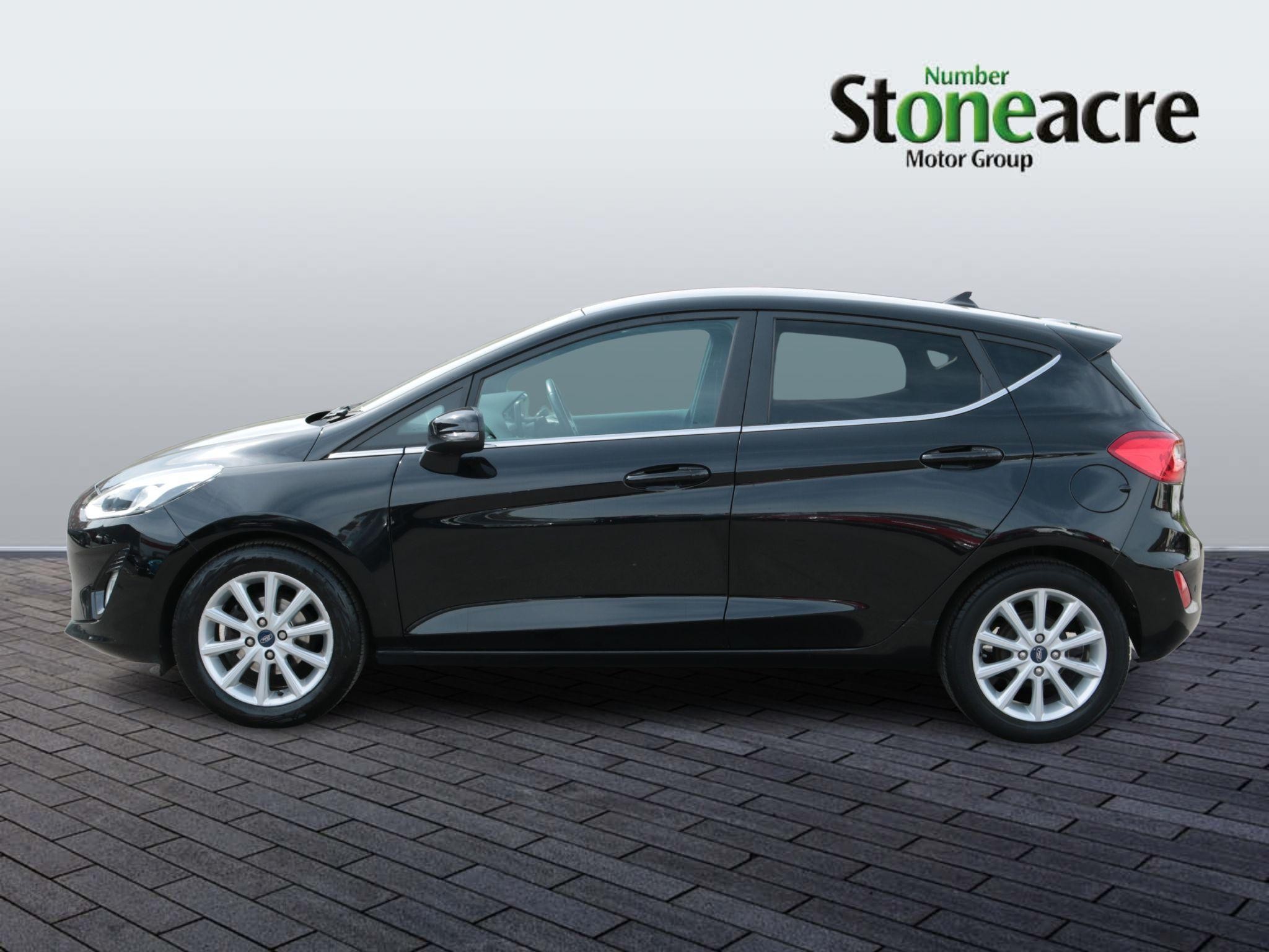 Ford Fiesta Image 6