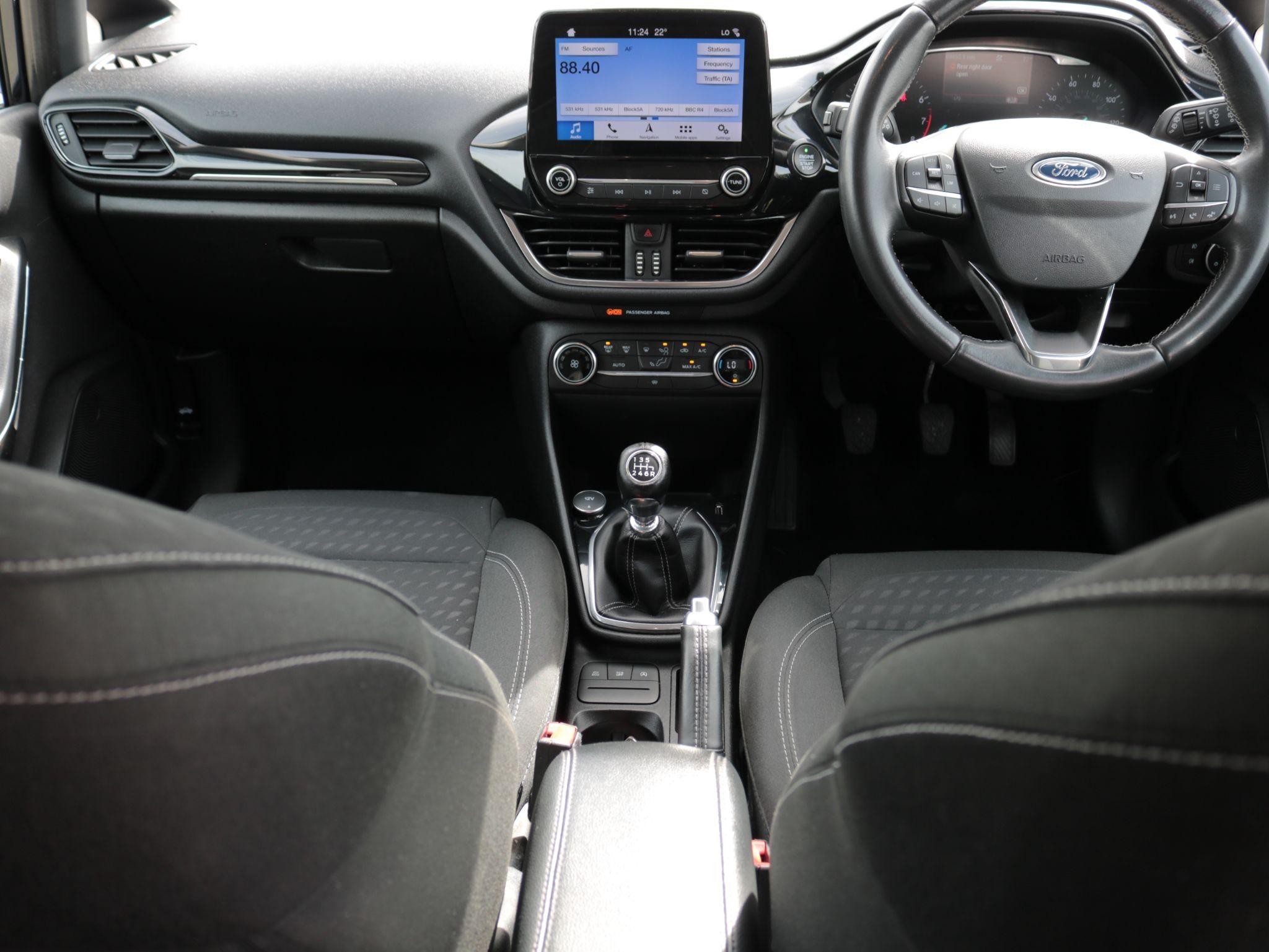 Ford Fiesta Image 13