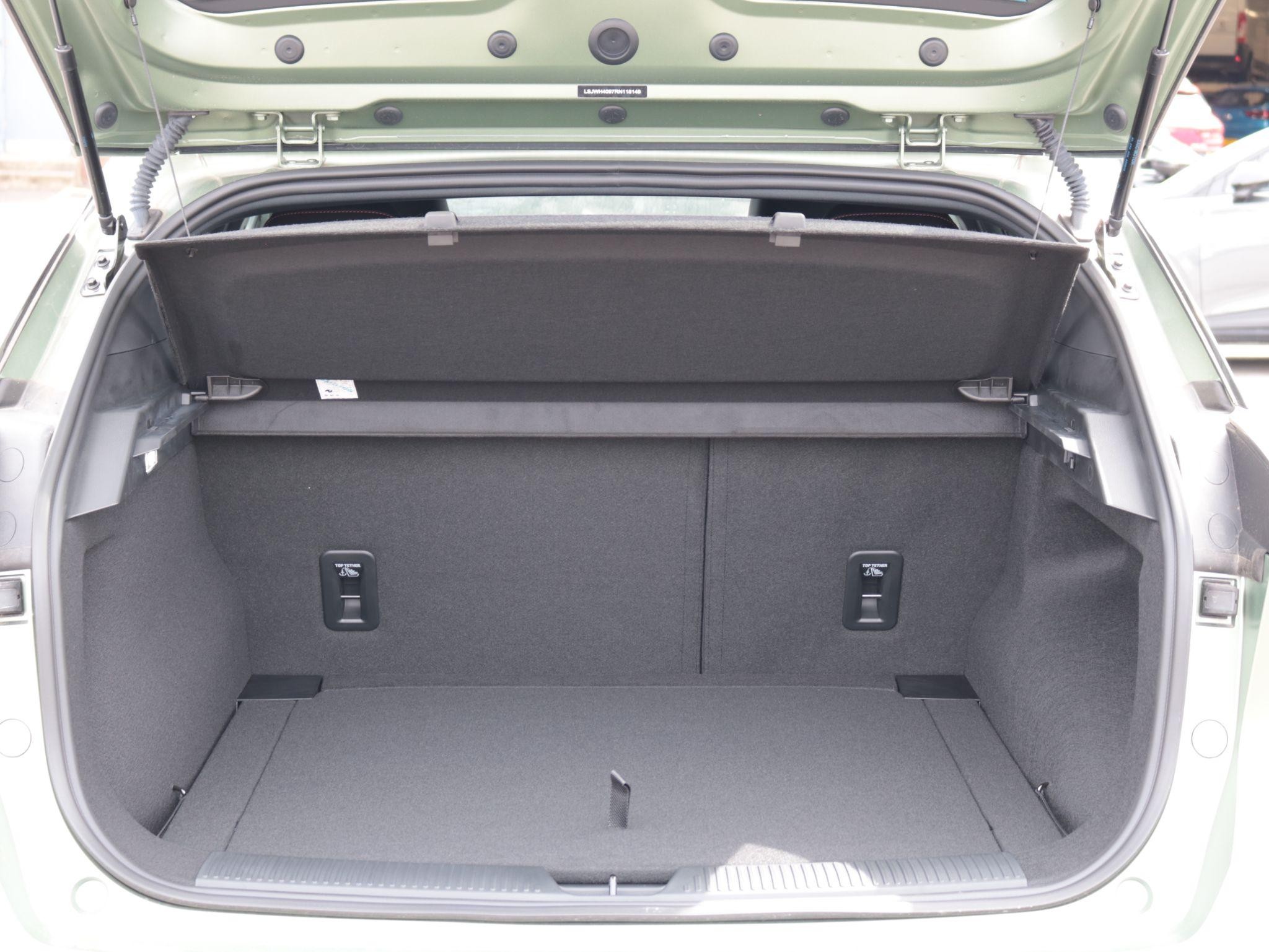 MG4 EV XPOWER Image 10