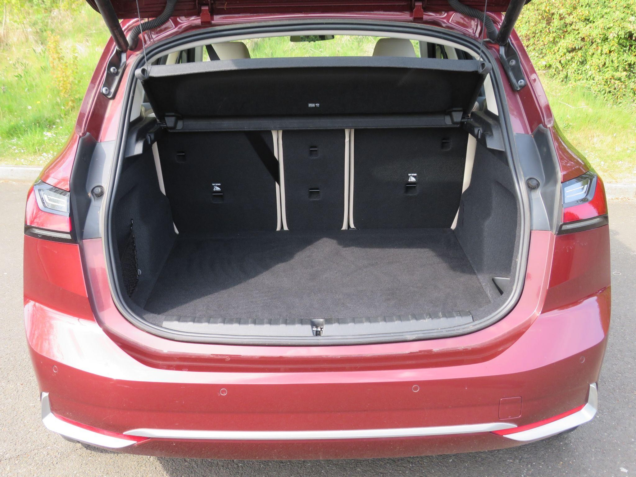 BMW 2 Series Active Tourer Image 12