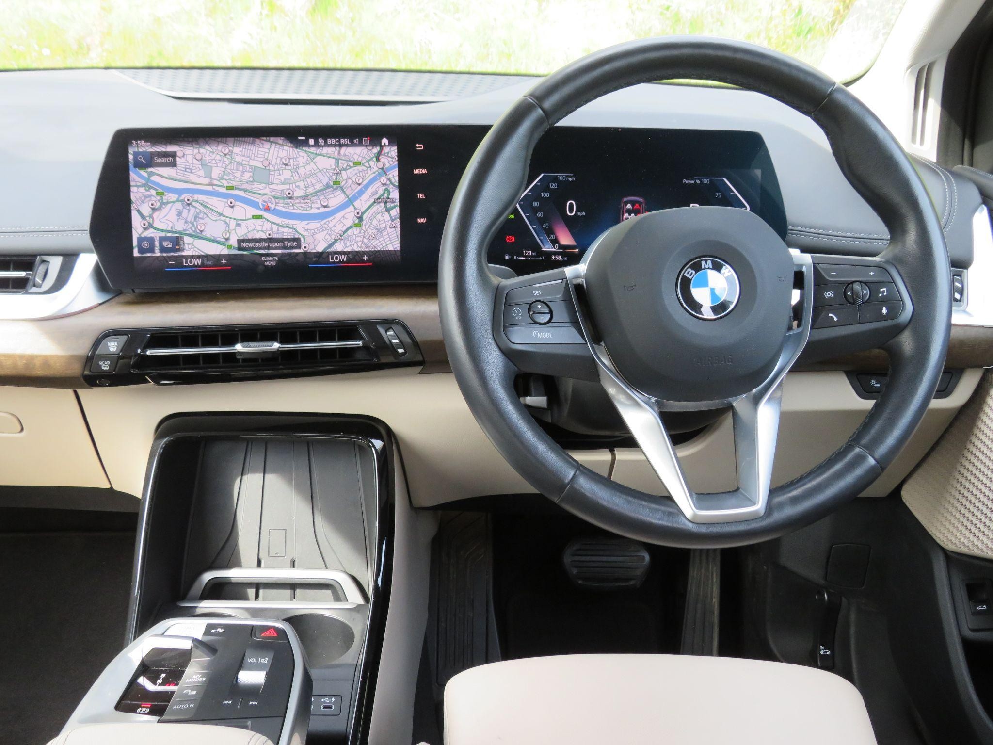 BMW 2 Series Active Tourer Image 14