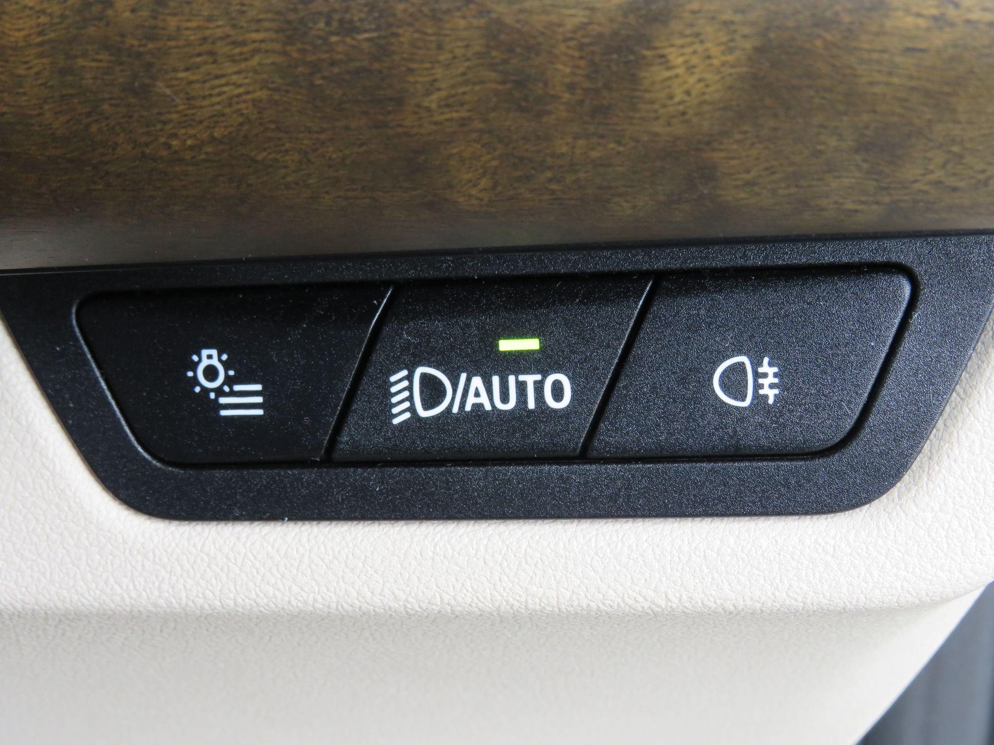 BMW 2 Series Active Tourer Image 29