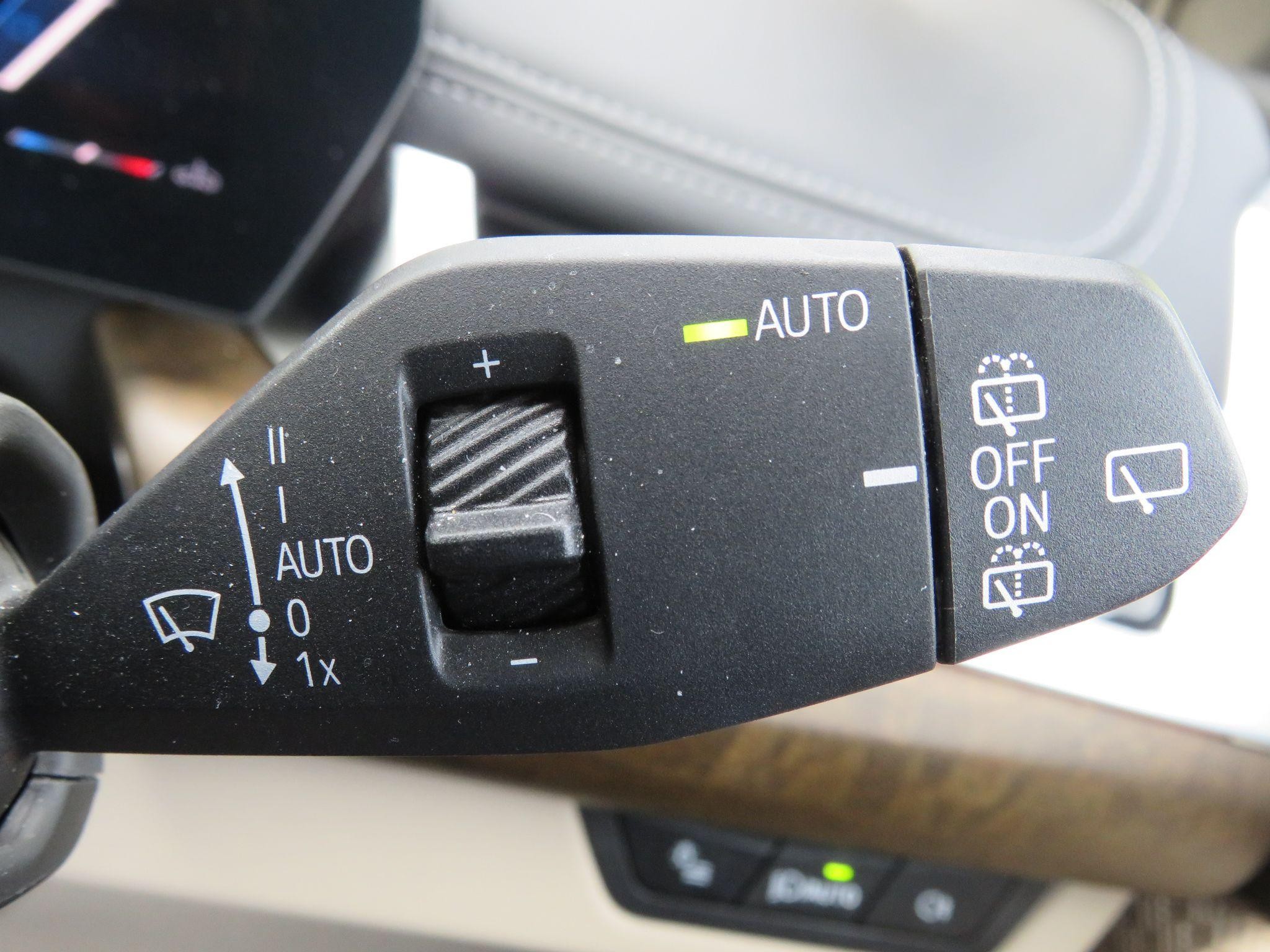 BMW 2 Series Active Tourer Image 32