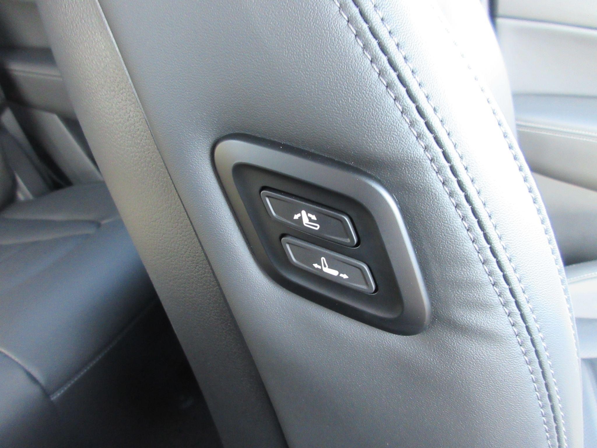 KGM Rexton Image 24