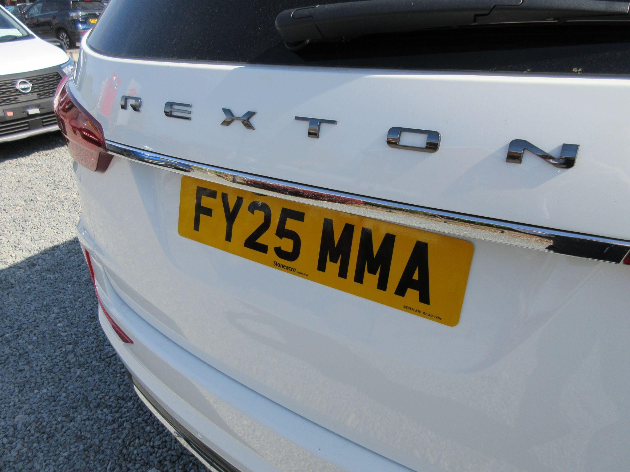 KGM Rexton Image 31