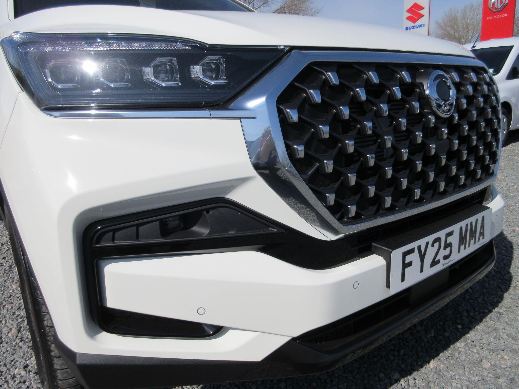 KGM Rexton Image 35