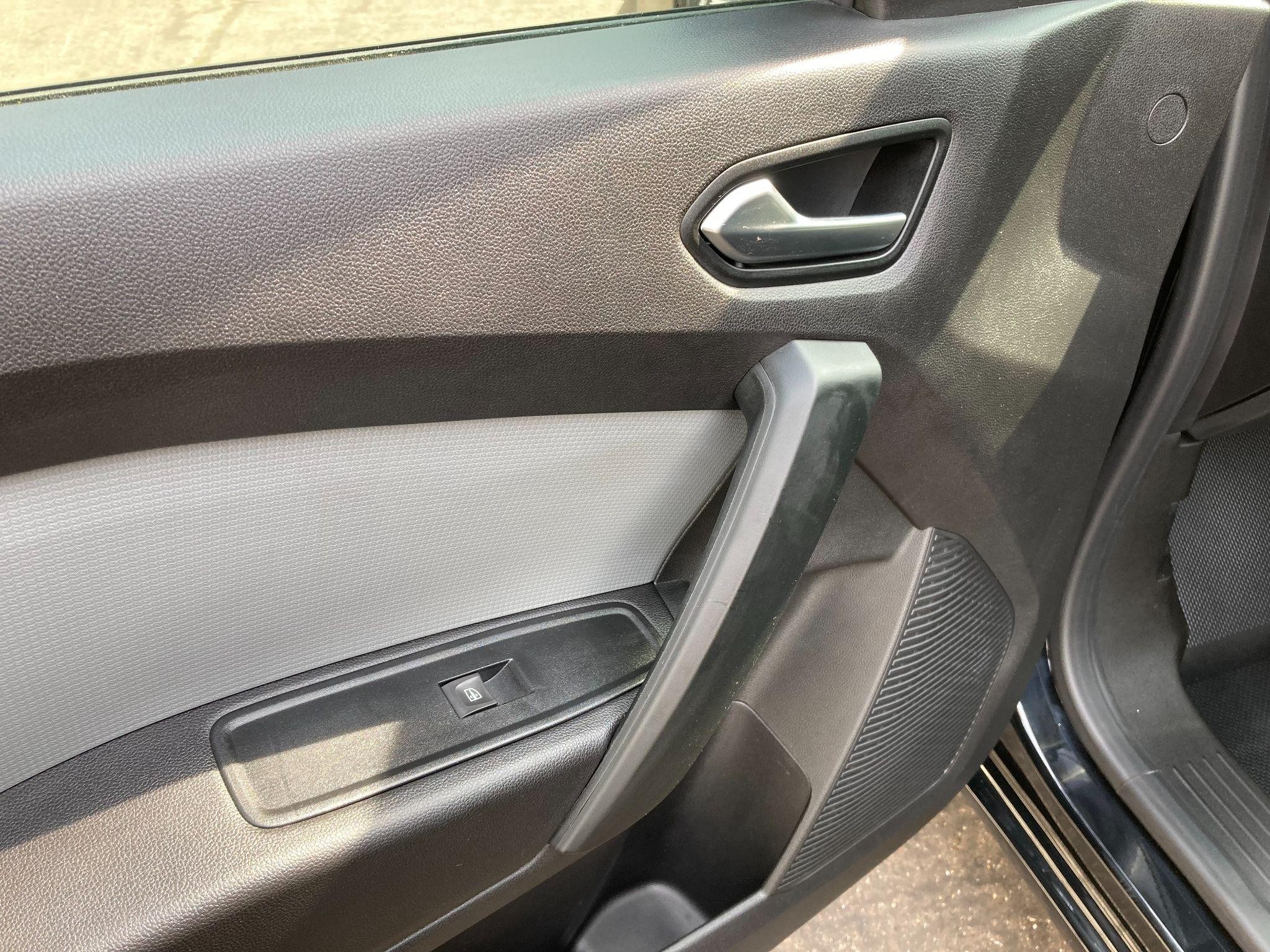 Nissan Townstar Image 16