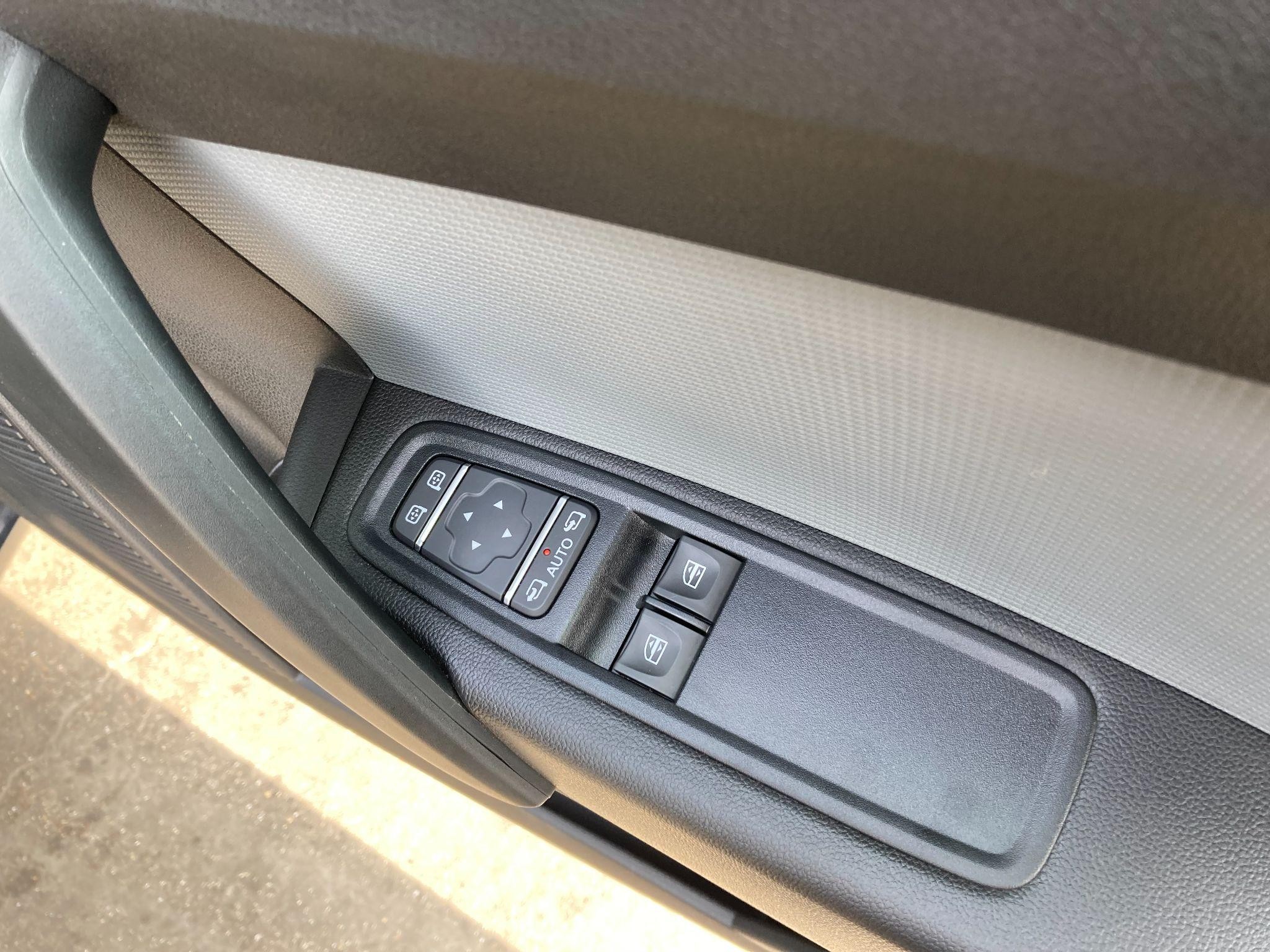 Nissan Townstar Image 23