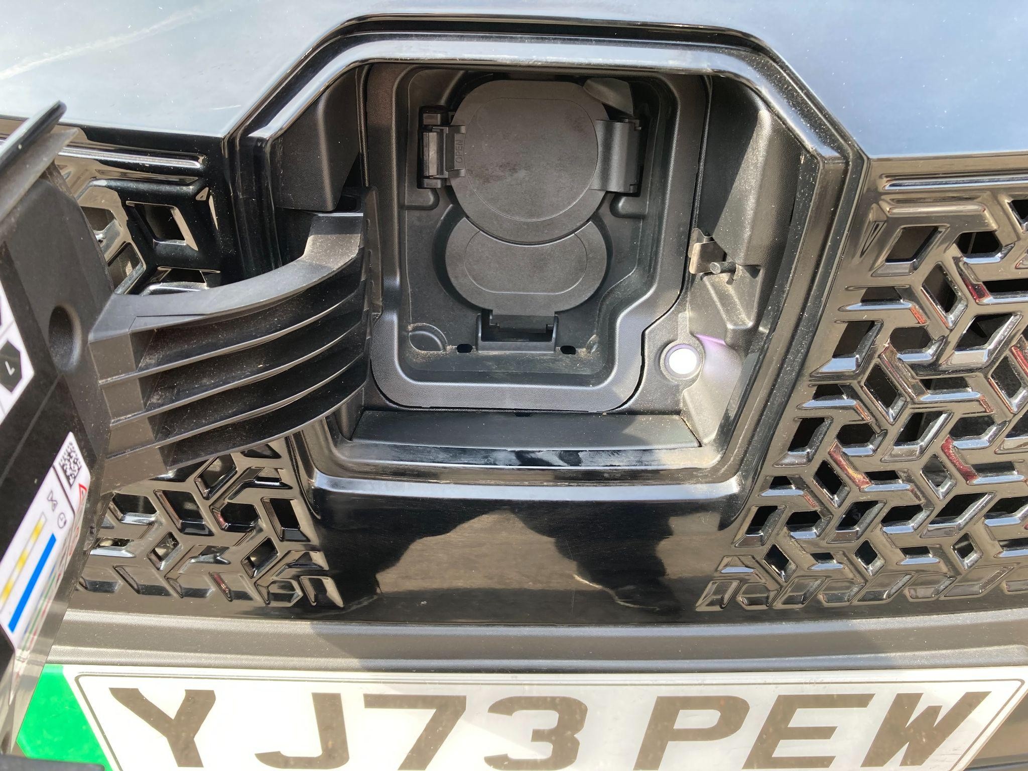Nissan Townstar Image 36