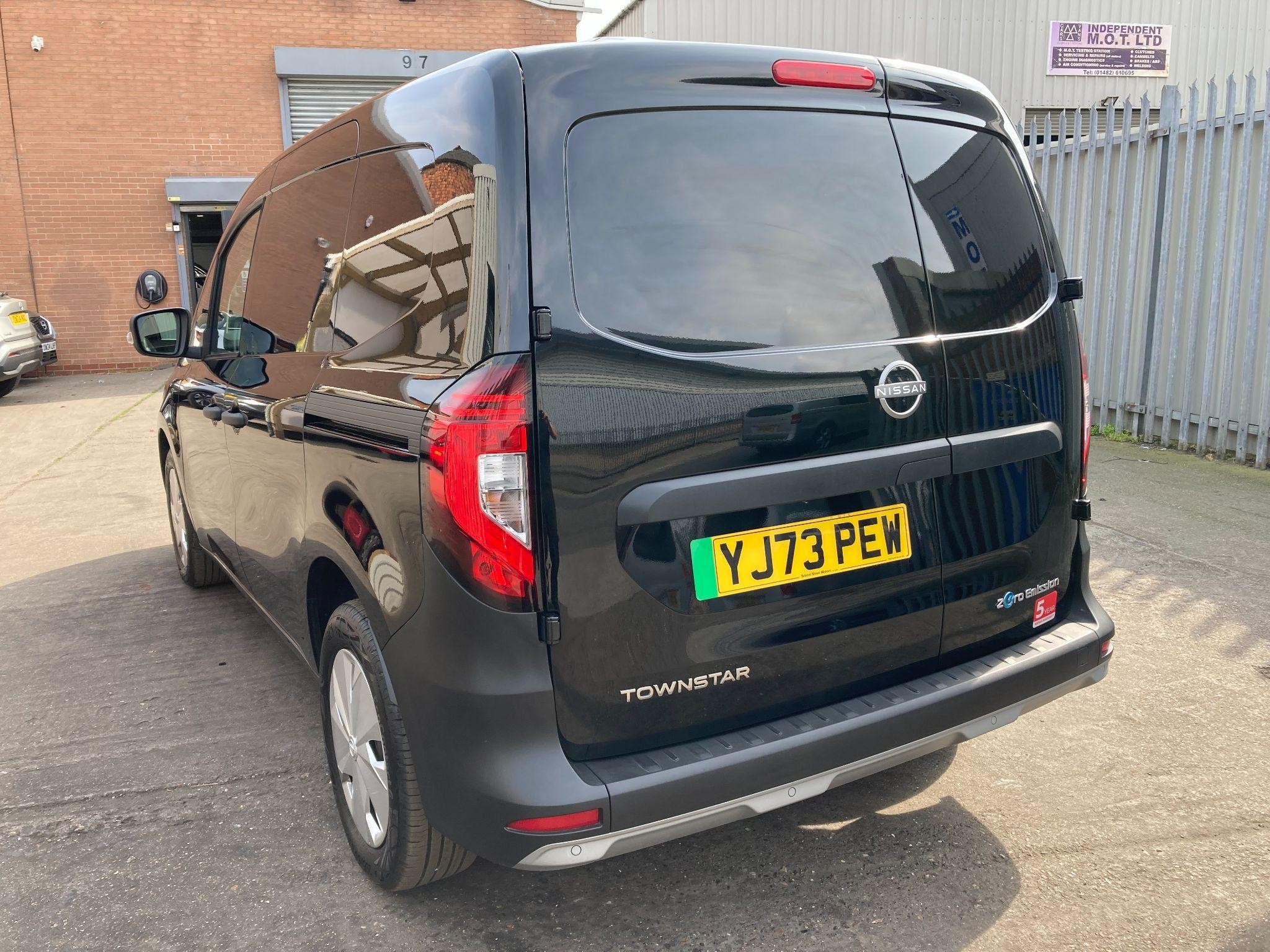 Nissan Townstar Image 48
