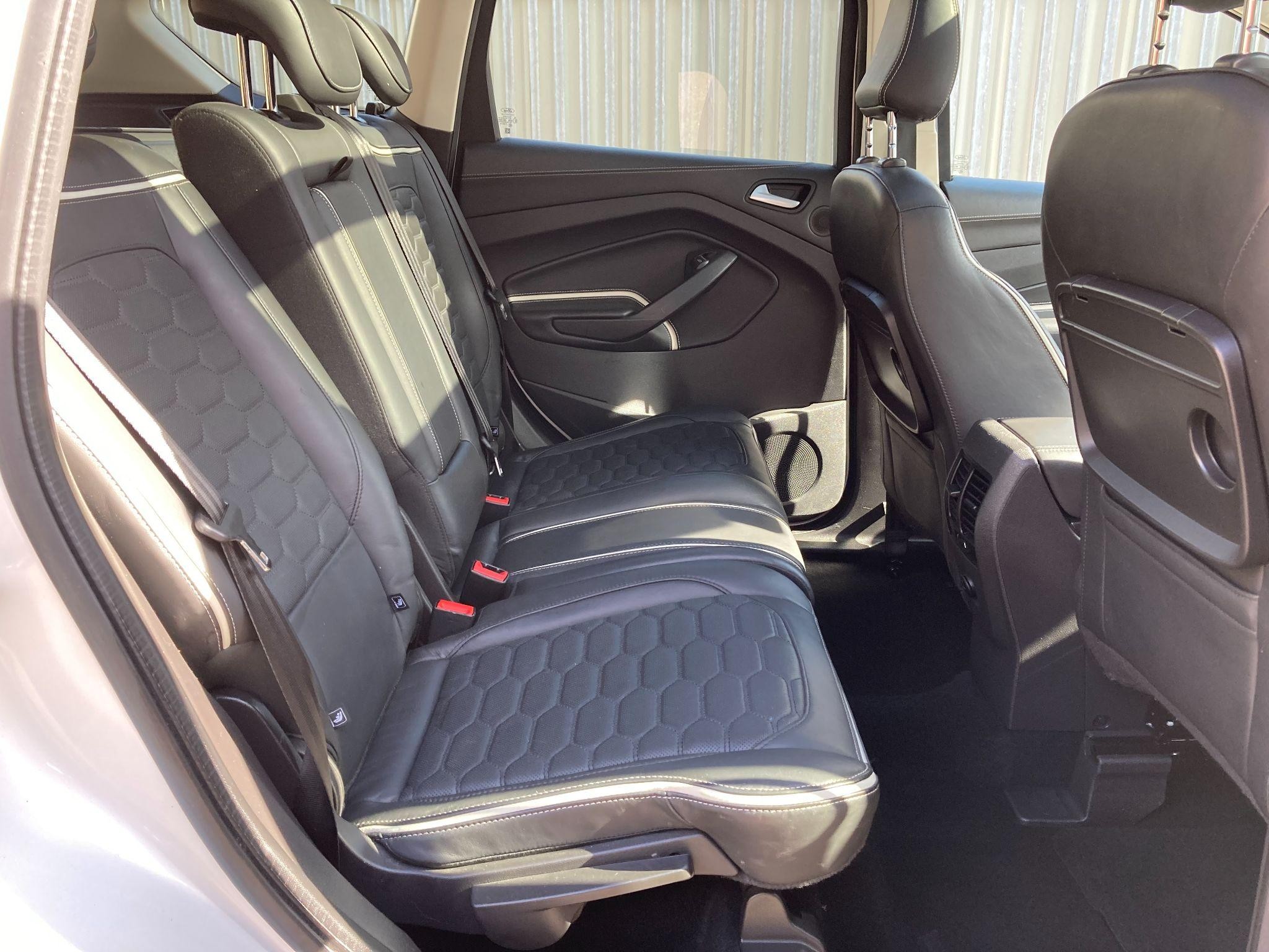 Ford Kuga Image 17