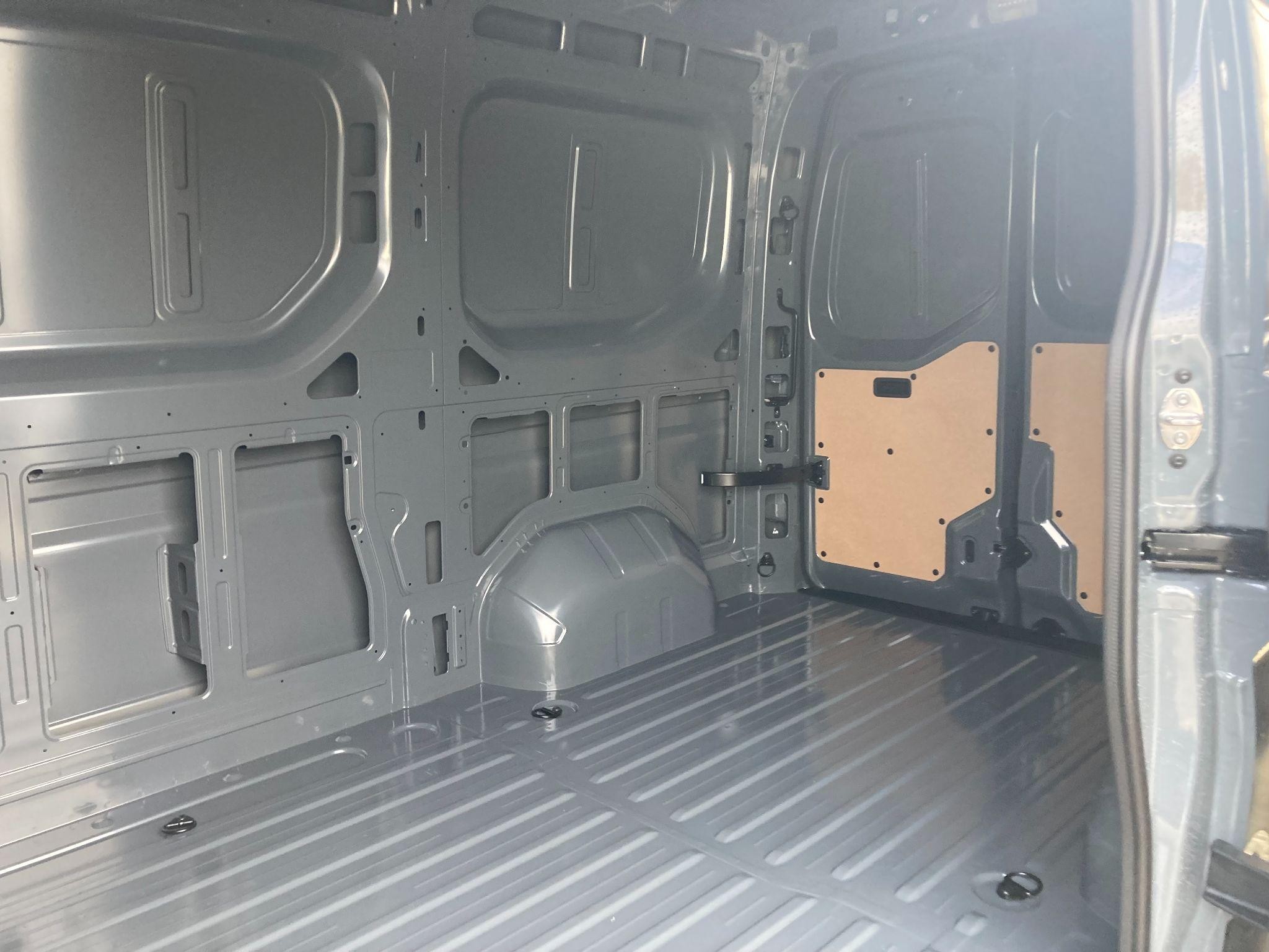 Nissan Interstar Image 13