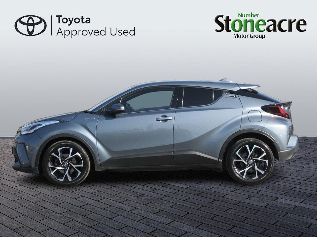 Toyota C-HR Image 8