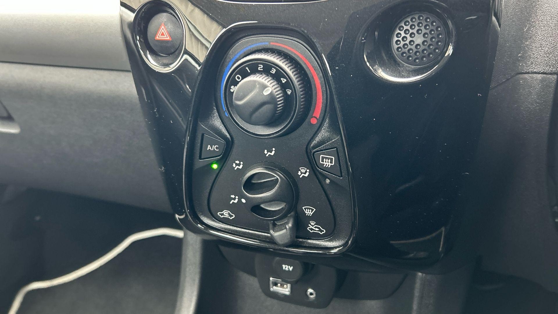 Toyota Aygo Image 29