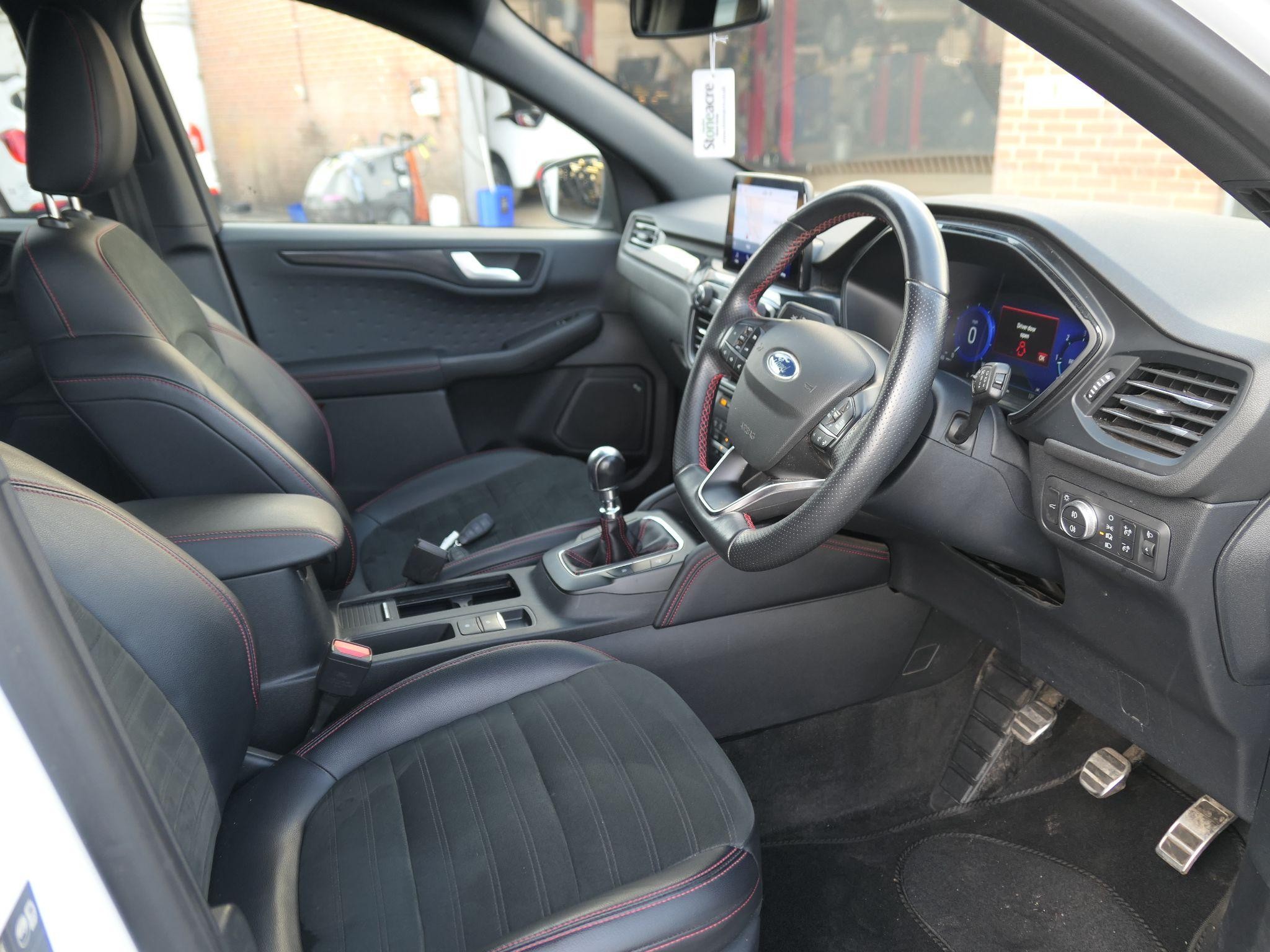 Ford Kuga Image 12