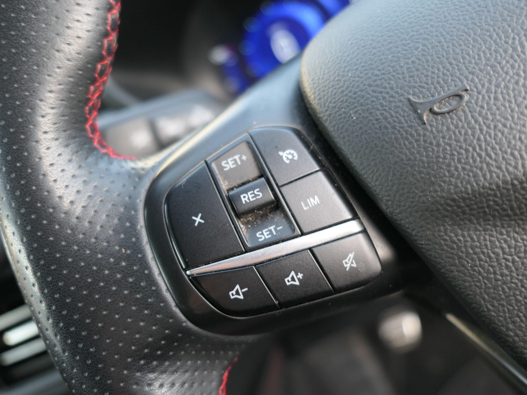 Ford Kuga Image 18