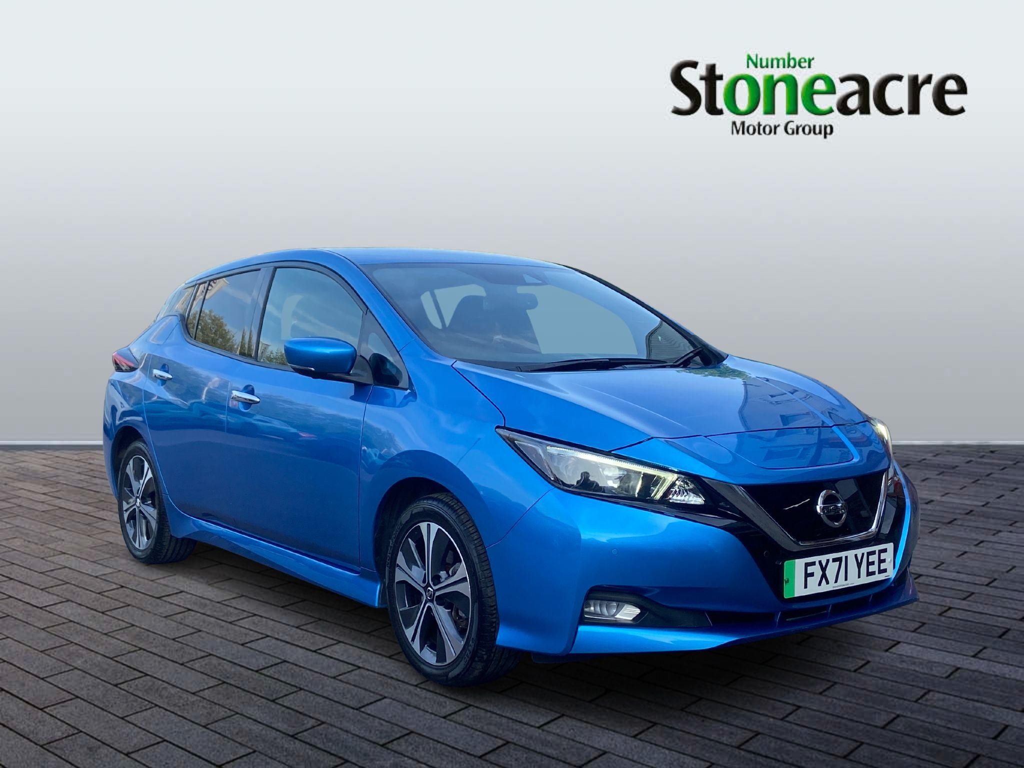 Nissan LEAF Image 1
