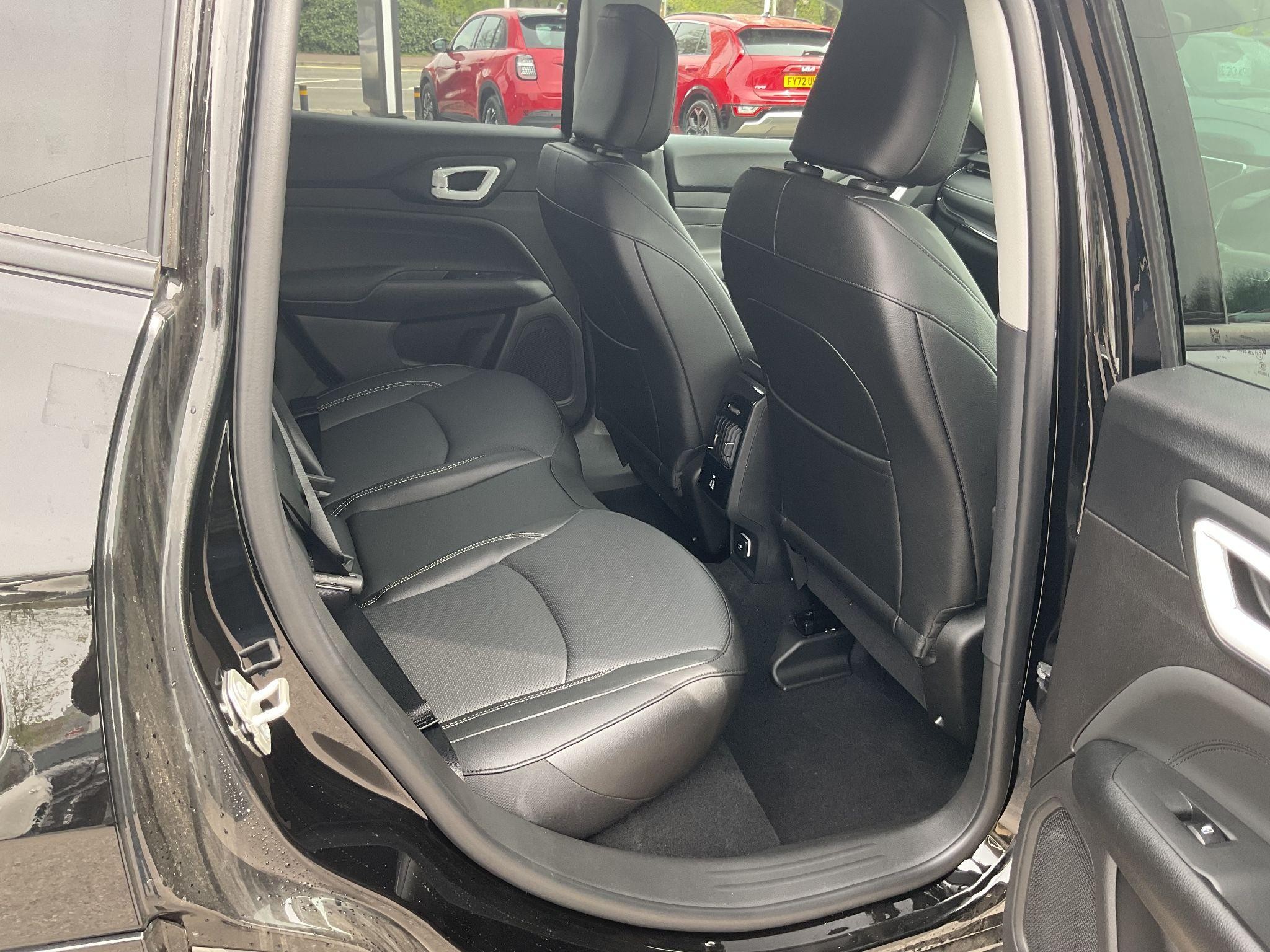 Jeep Compass Image 11
