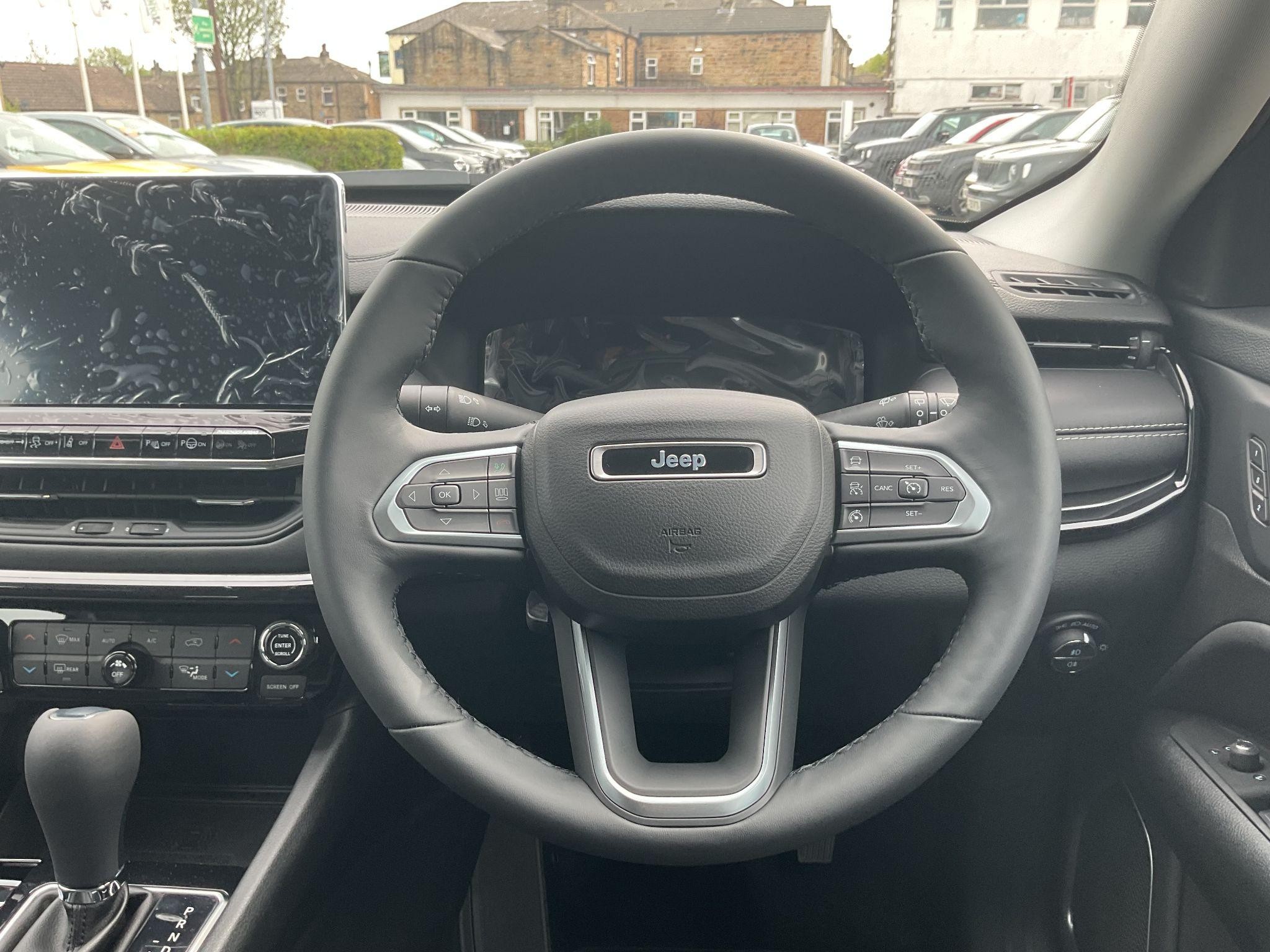 Jeep Compass Image 16