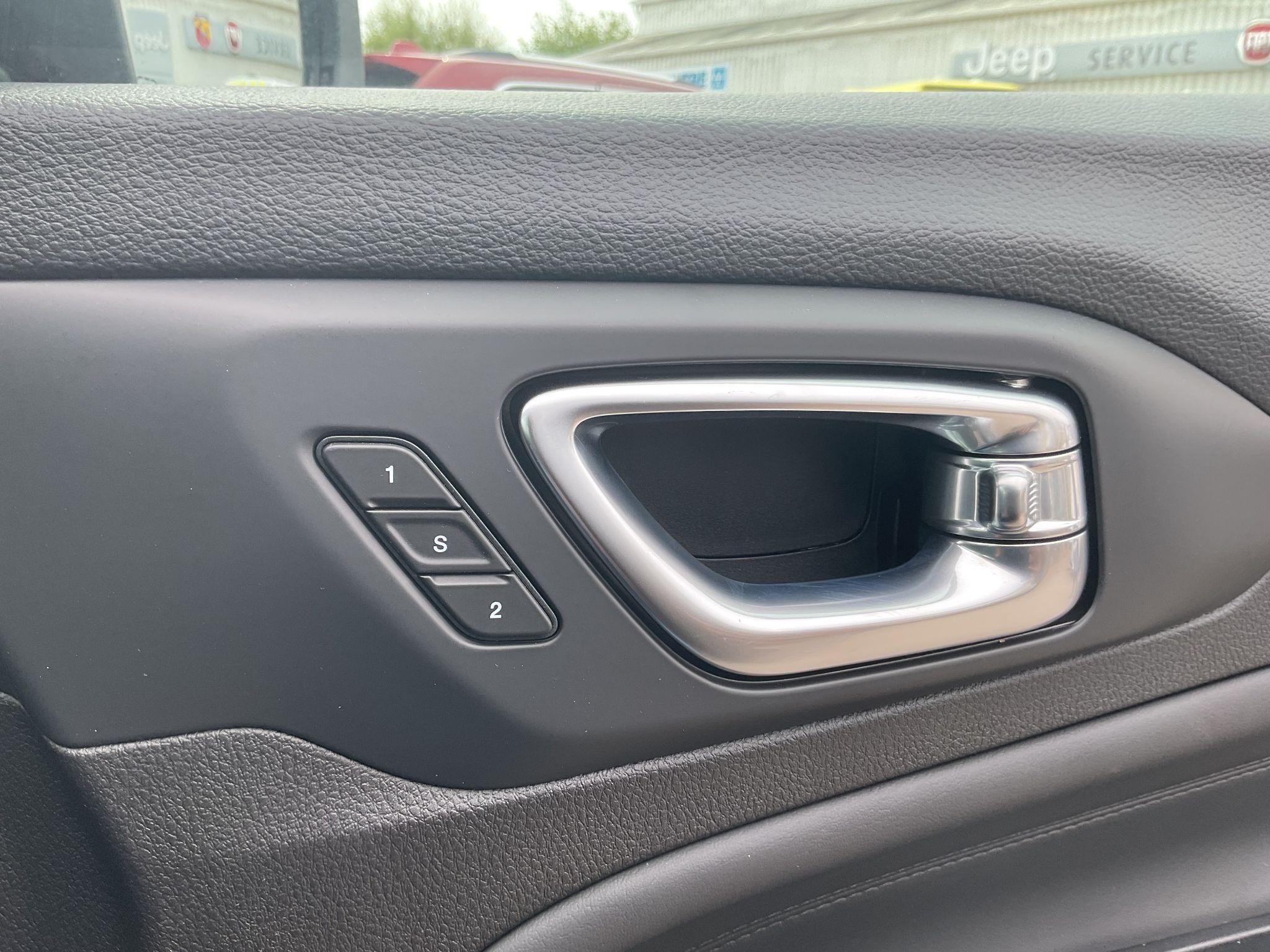 Jeep Compass Image 23