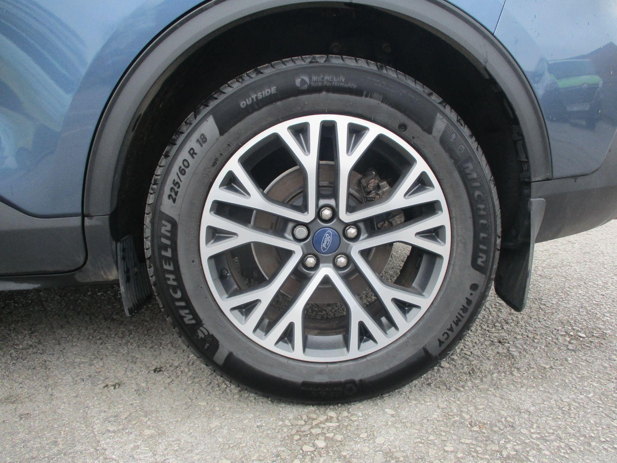 Ford Kuga Image 9